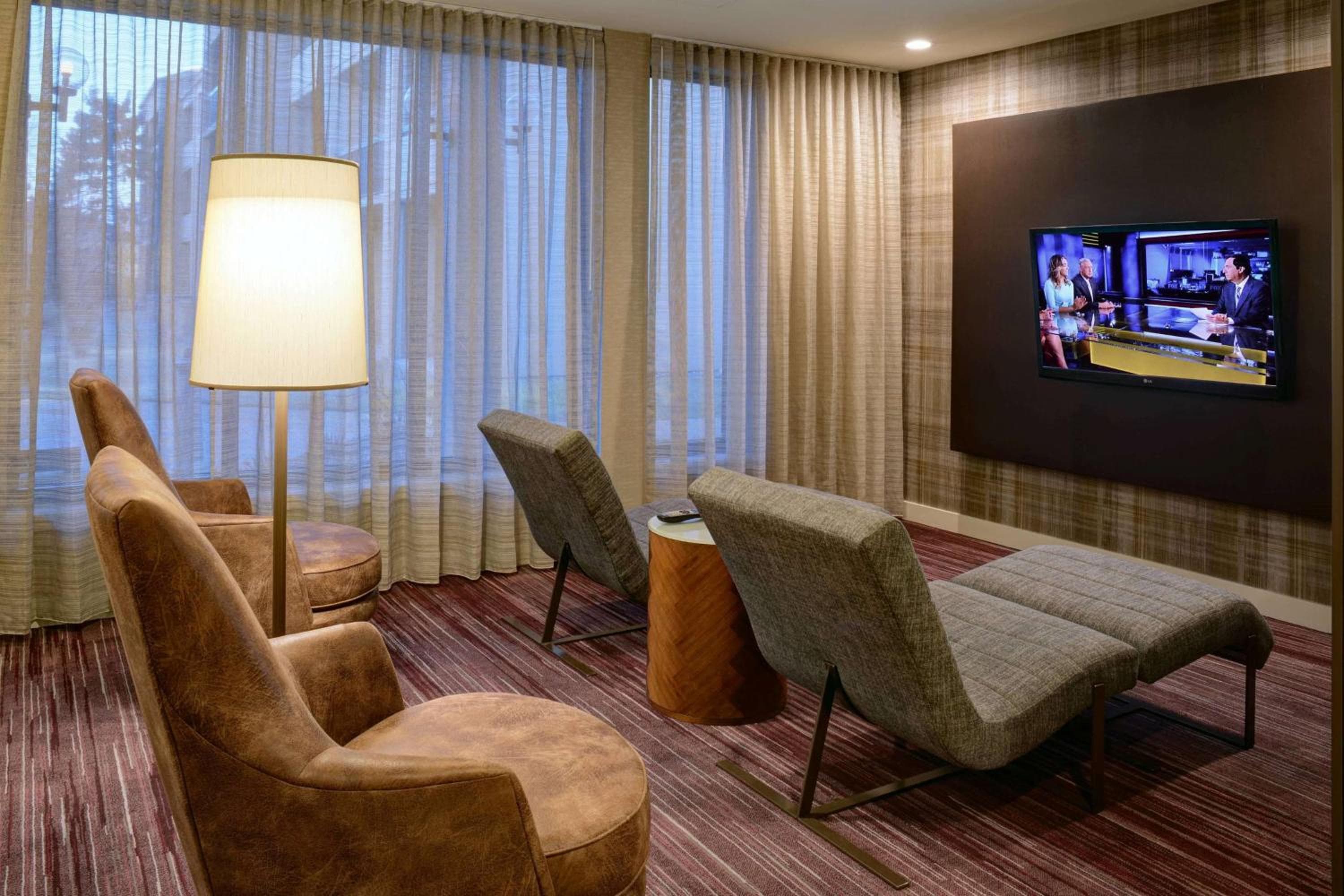 Sonesta Select Kansas City South Overland Park