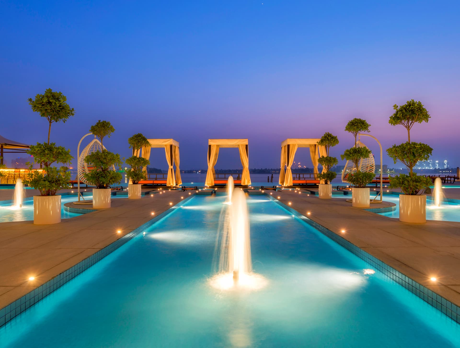 Royal Central Hotel and Resort The Palm