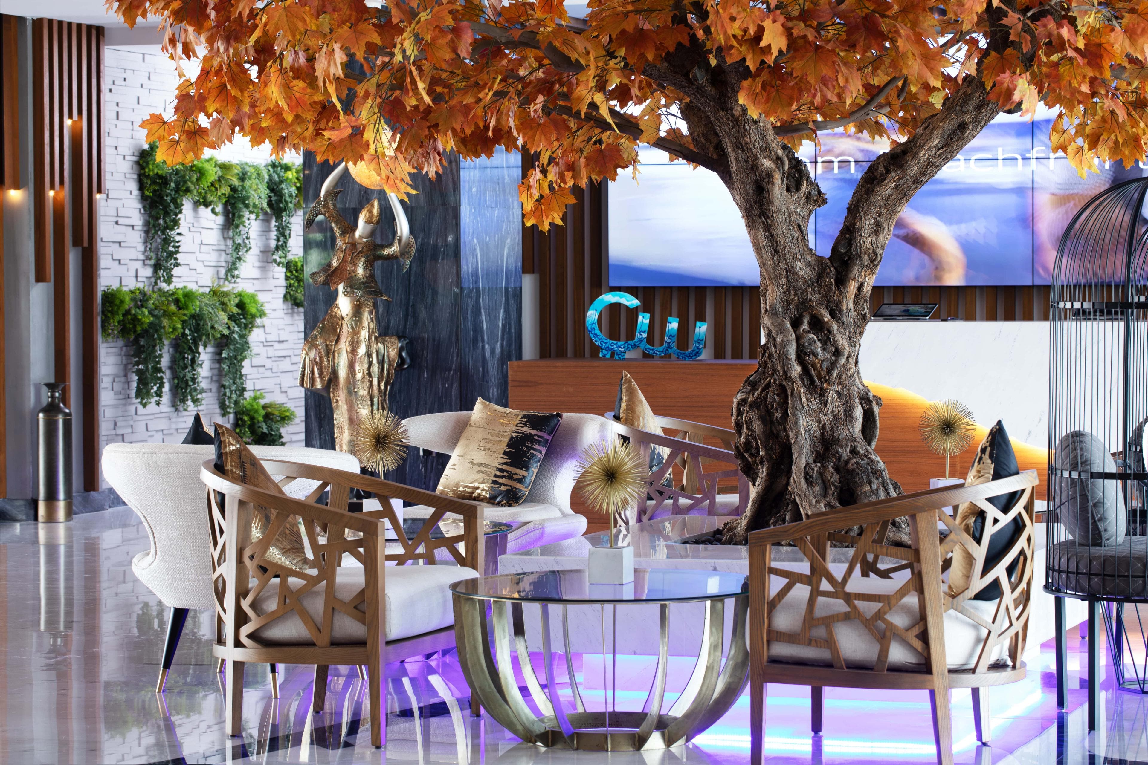 C Central Hotel and Resort The Palm