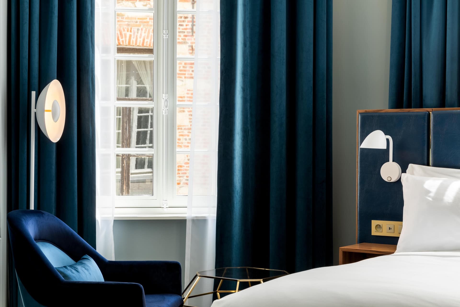 Sapphire House Antwerp, Autograph Collection