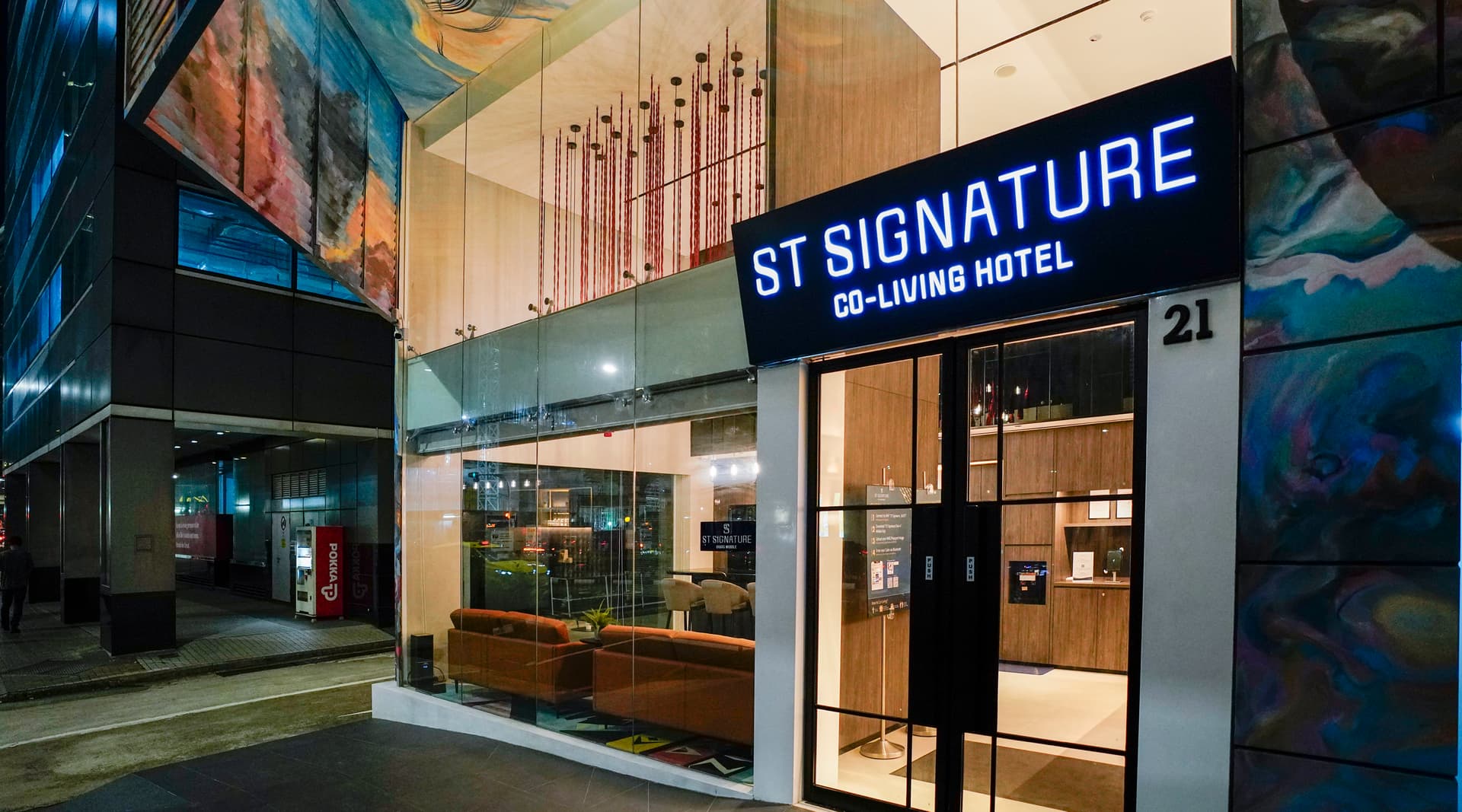 ST Signature Bugis Middle
