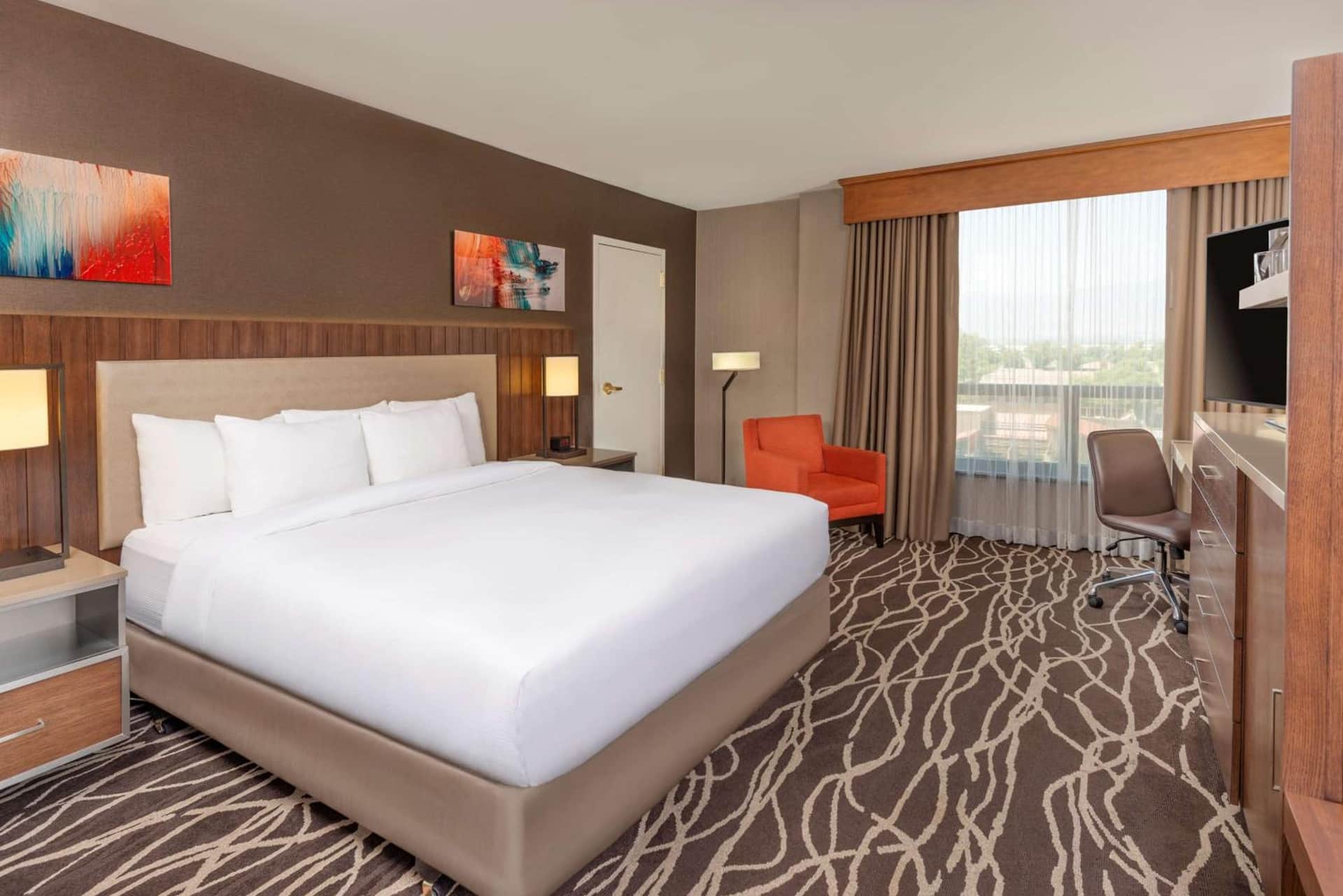 DoubleTree by Hilton San Bernardino