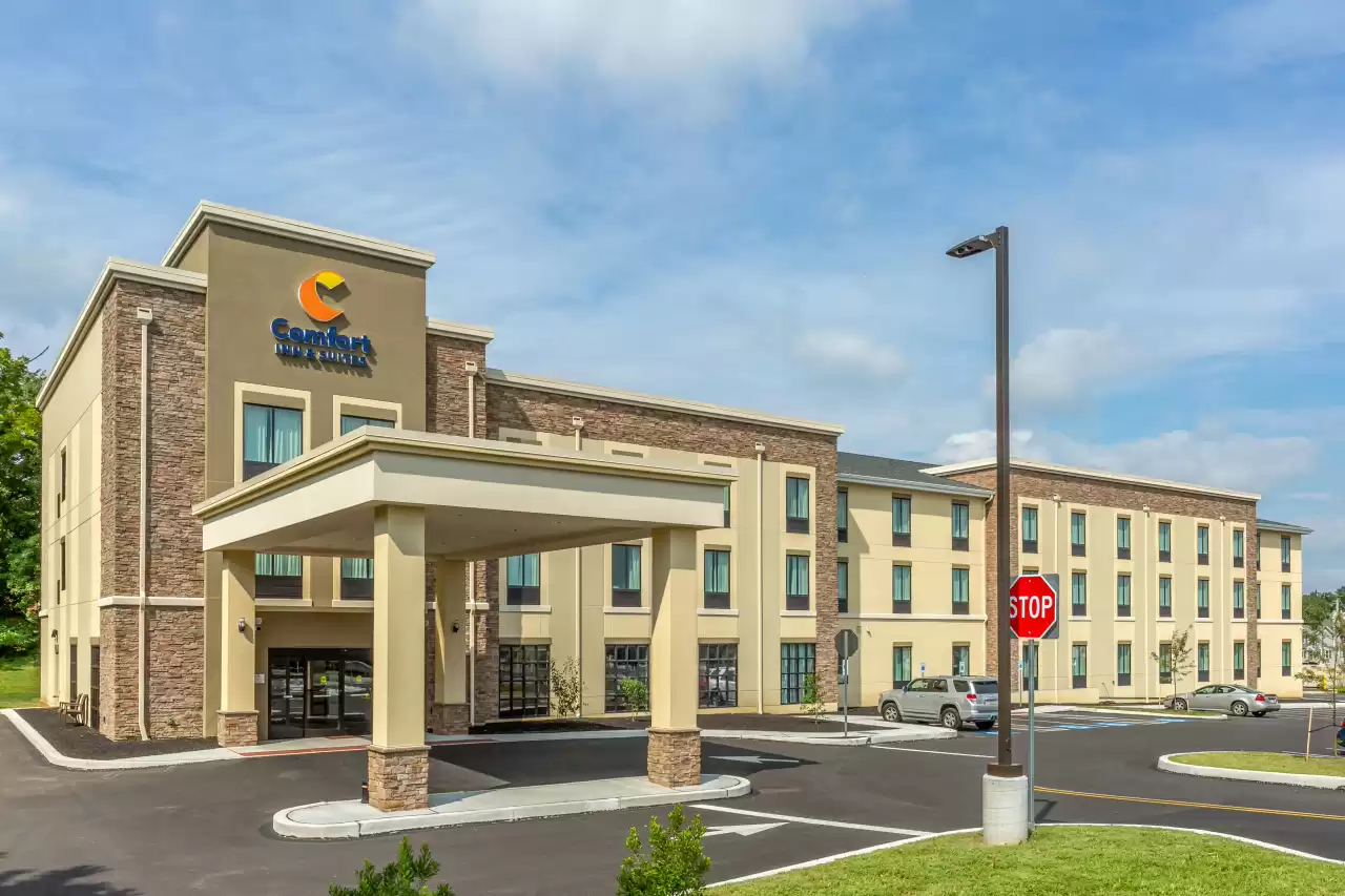 Comfort Inn & Suites