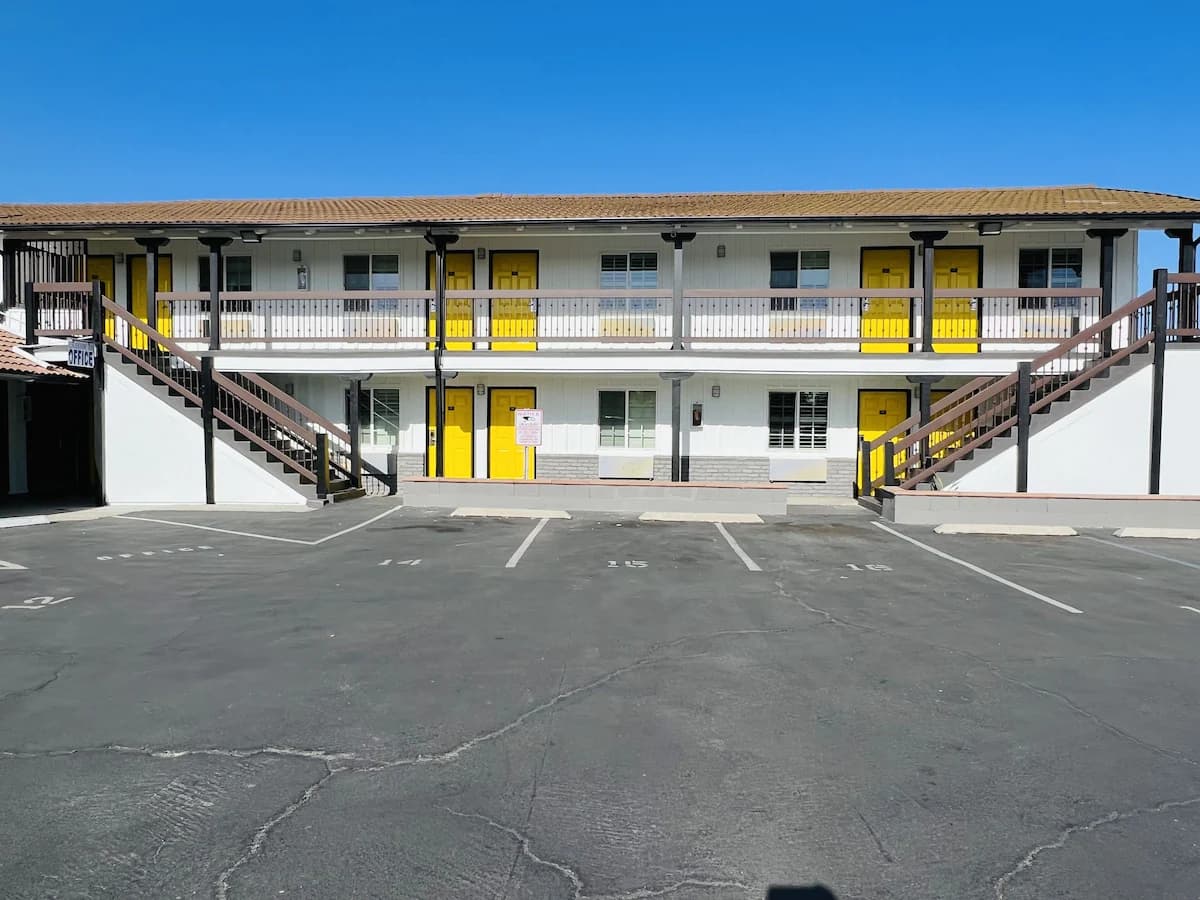 Escondido Inn
