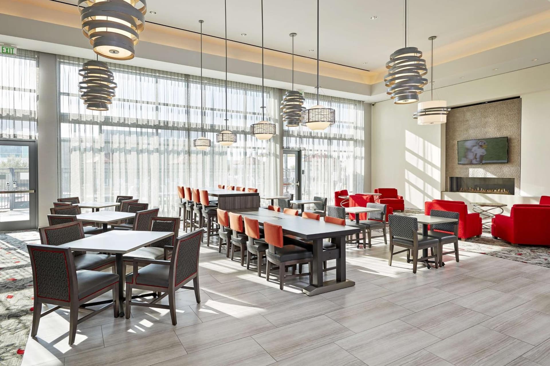 Hampton Inn Long Beach Airport