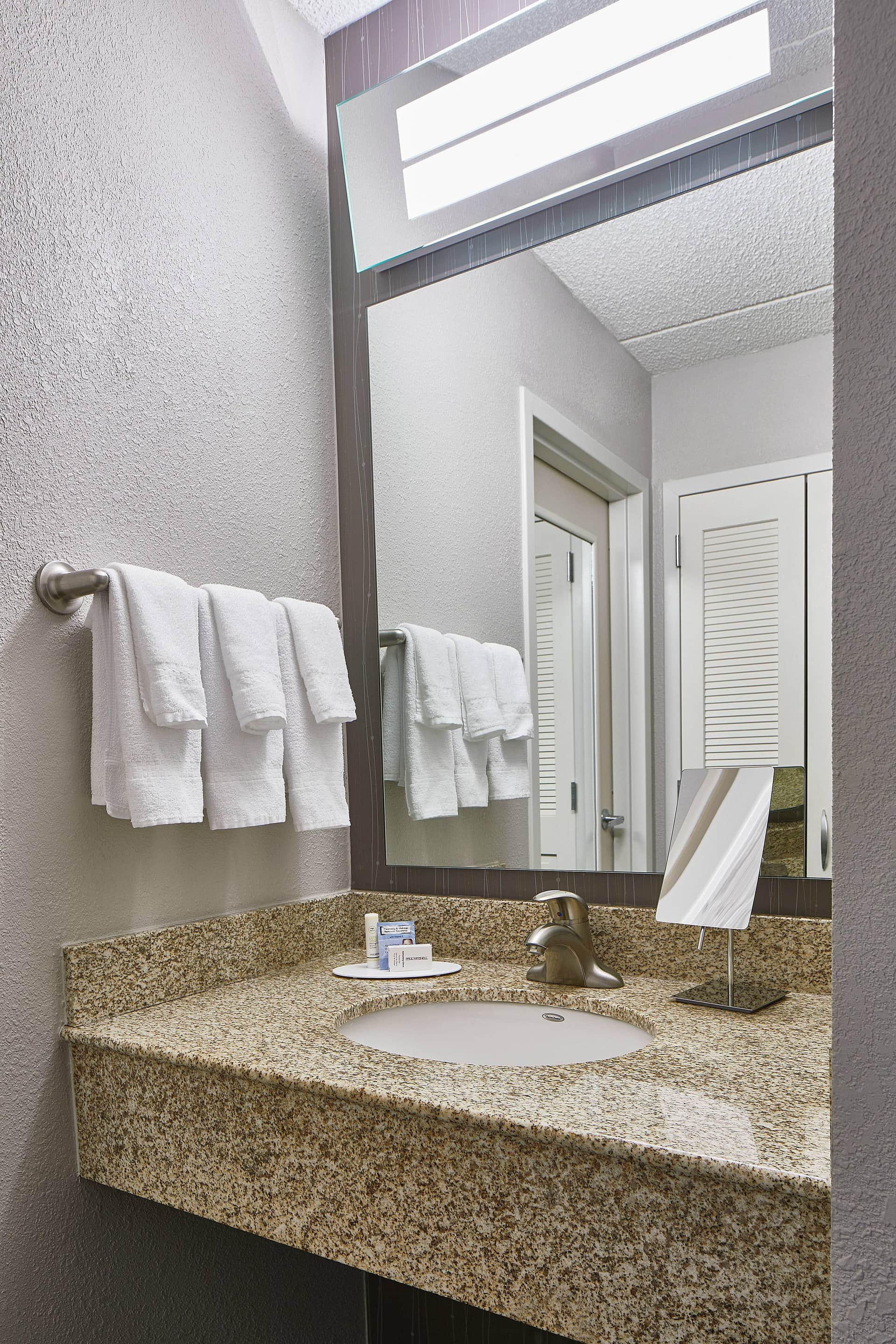 Sonesta Select Raleigh Durham Airport Morrisville