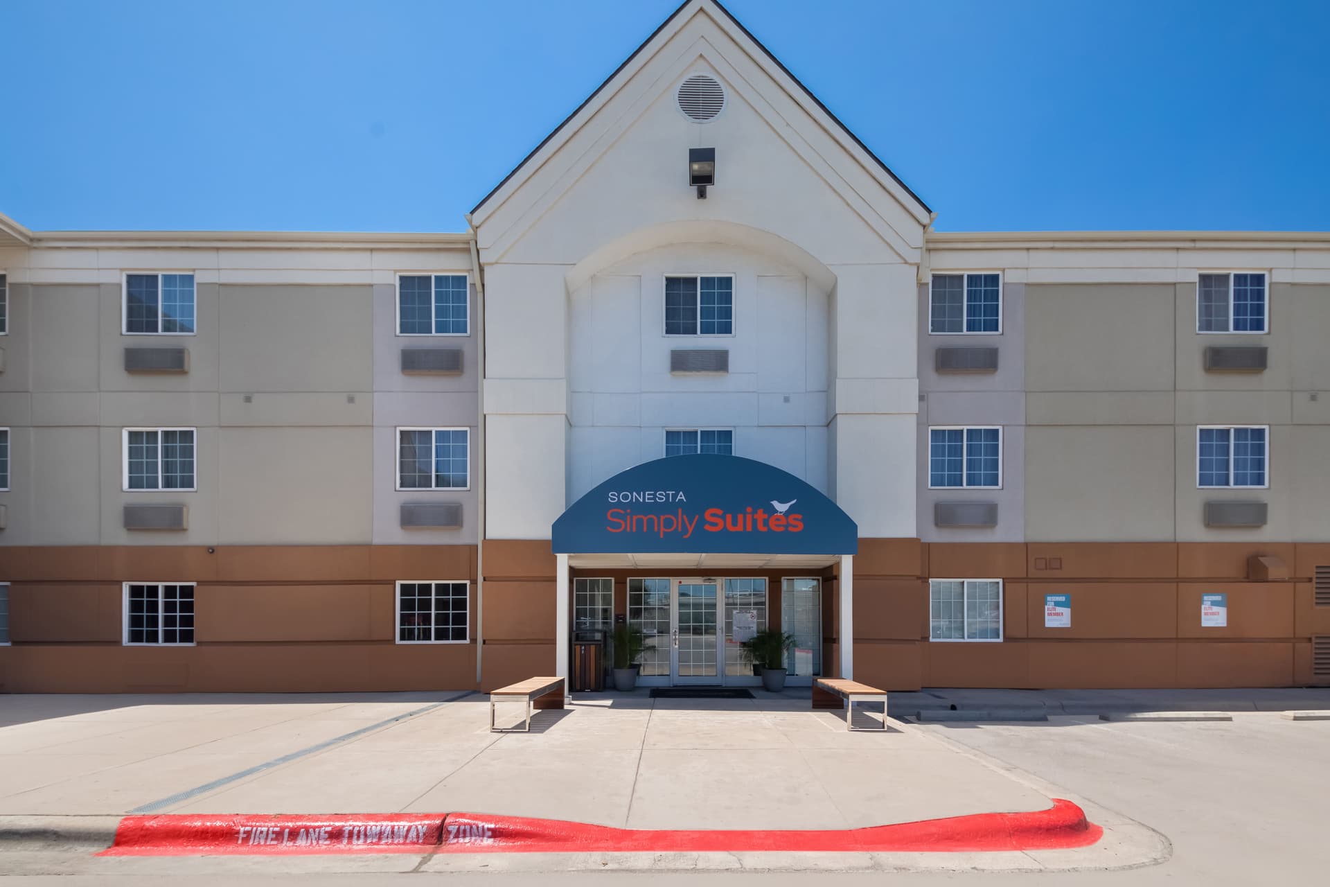 Sonesta Simply Suites Austin South