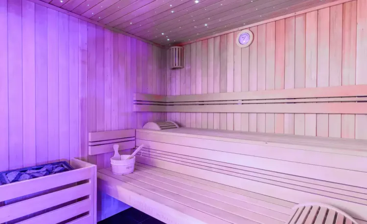 Kyriad Prestige Amiens Poulainville - Hotel and Spa