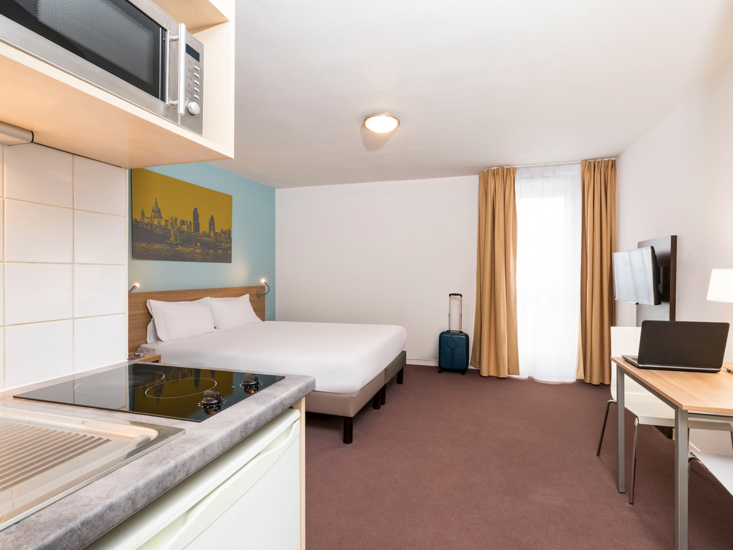 Adagio Access Paris Clamart Aparthotel