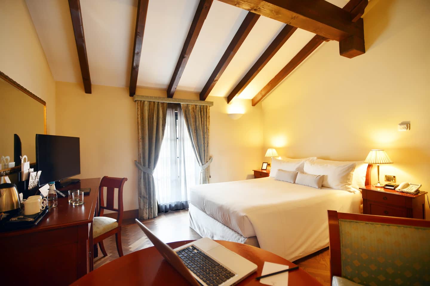 Grand Hotel Villa Torretta, Curio Collection by Hilton