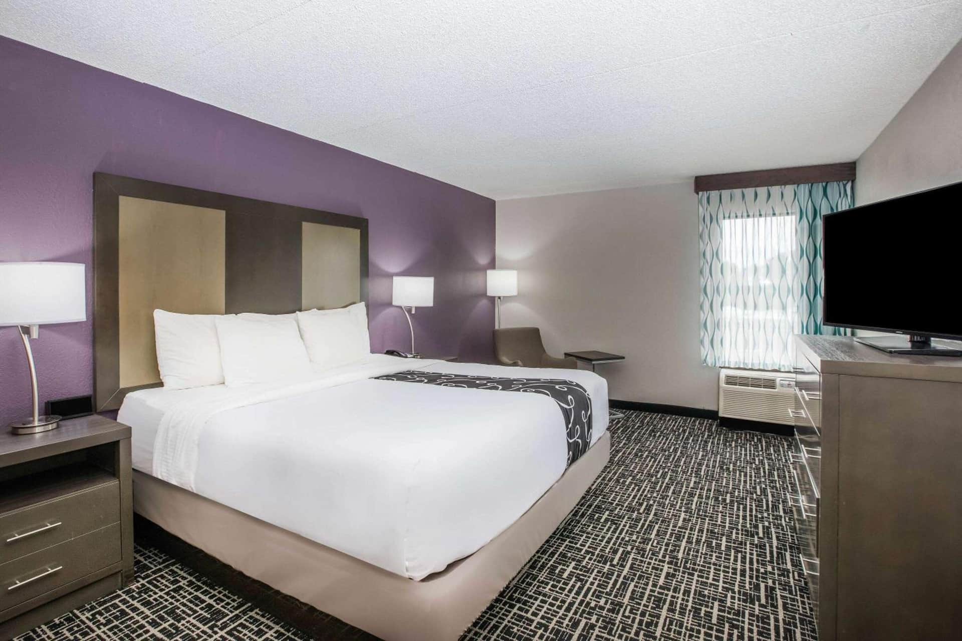 La Quinta Inn by Wyndham Davenport & Conference Center