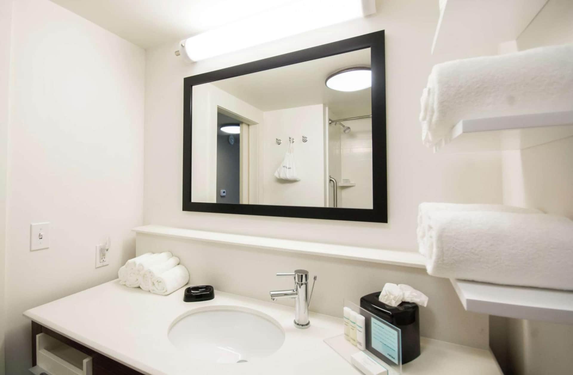 Hampton Inn & Suites Orlando near SeaWorld
