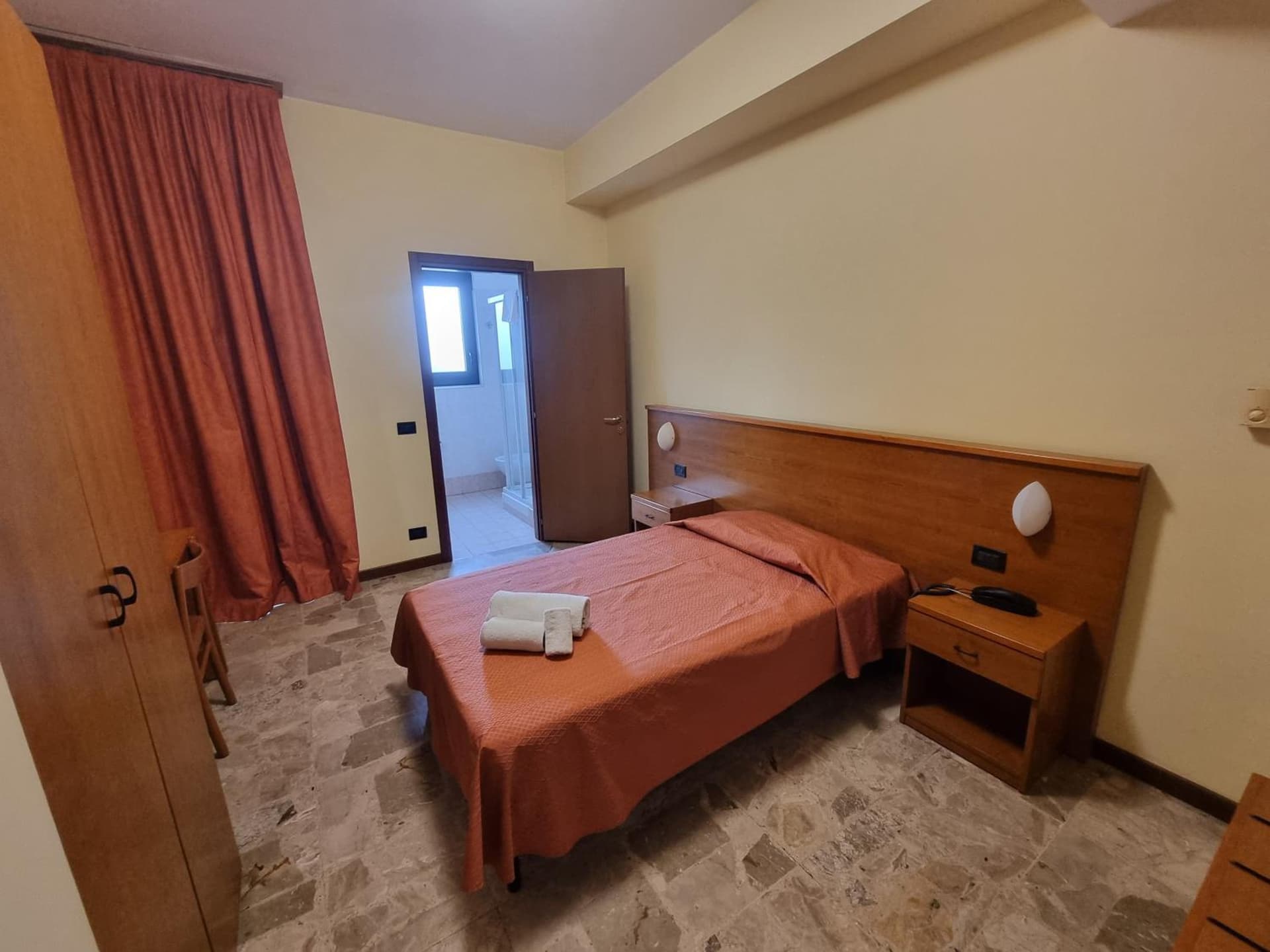 Hotel Aba