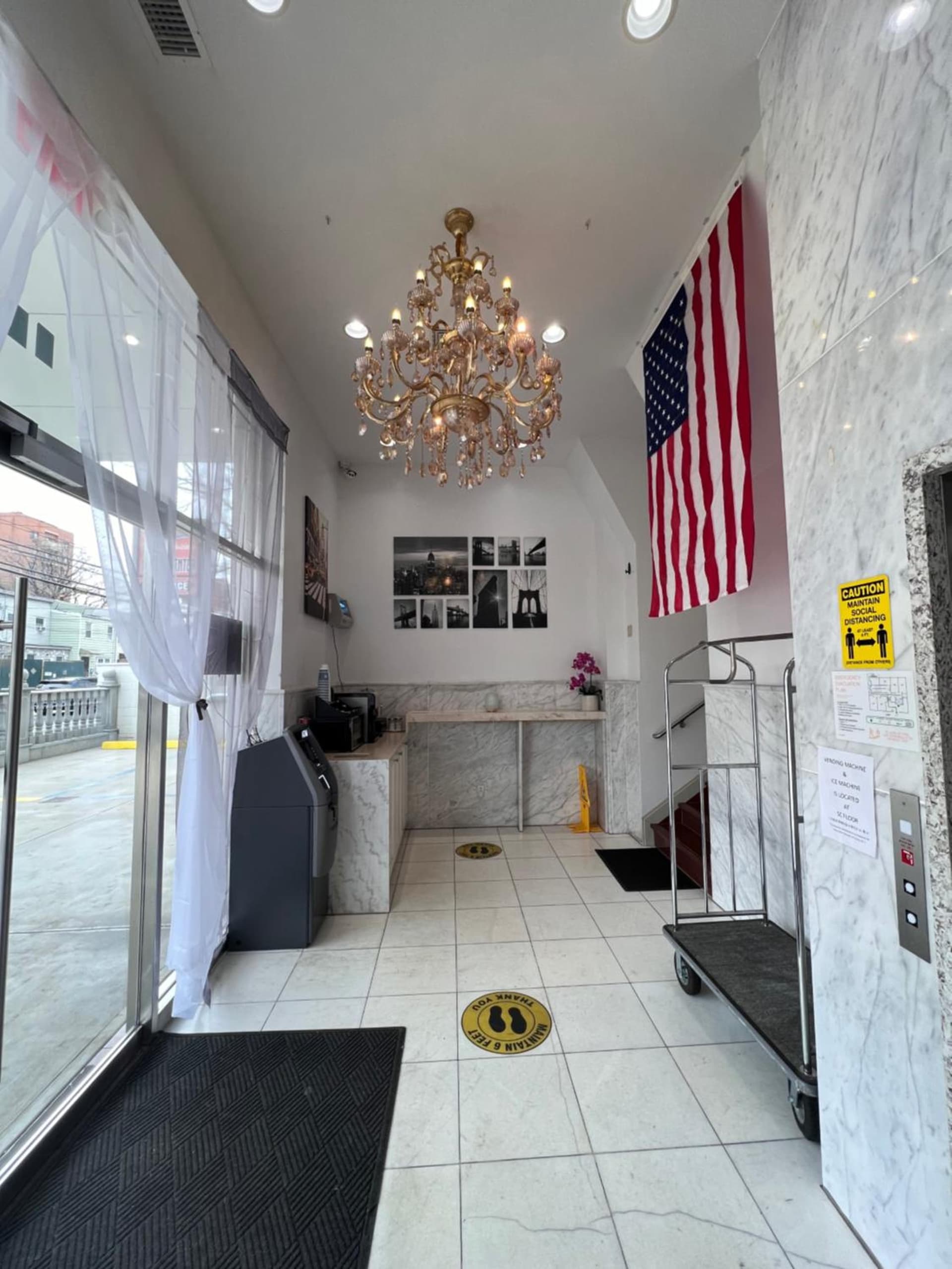Grandview Hotel Near LGA Airport