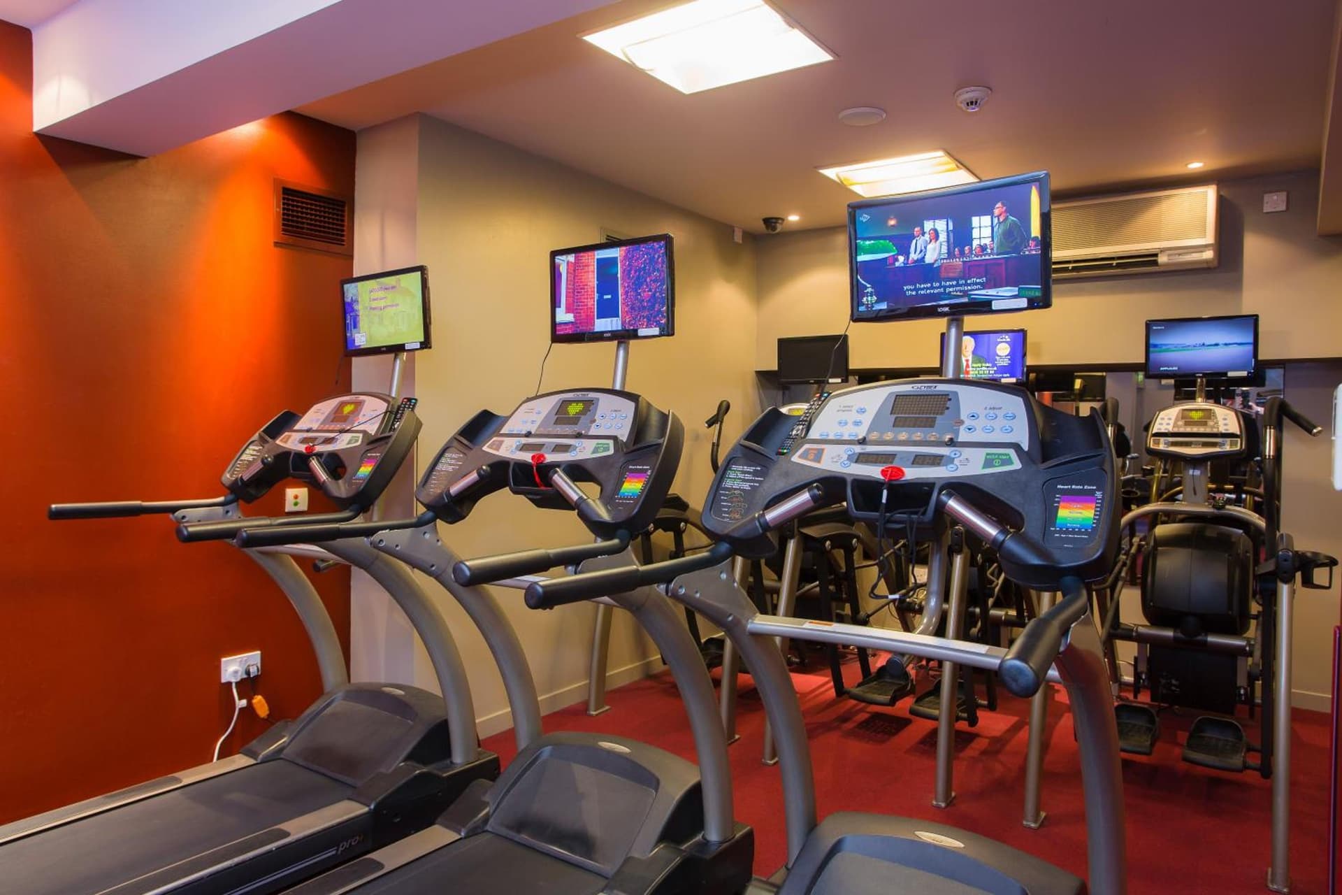 Holiday Inn Aberdeen West by IHG