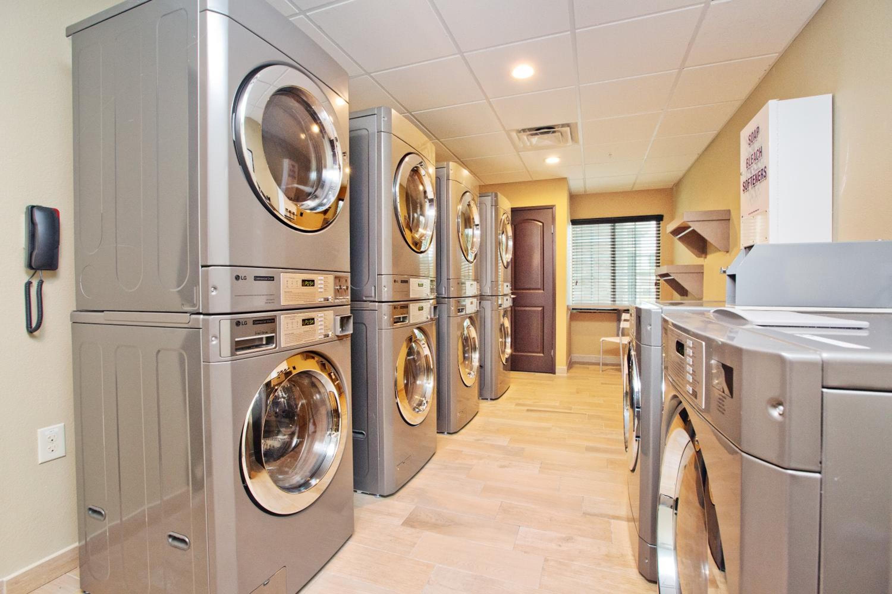 Staybridge Suites Austin South Interstate Hwy 35 by IHG