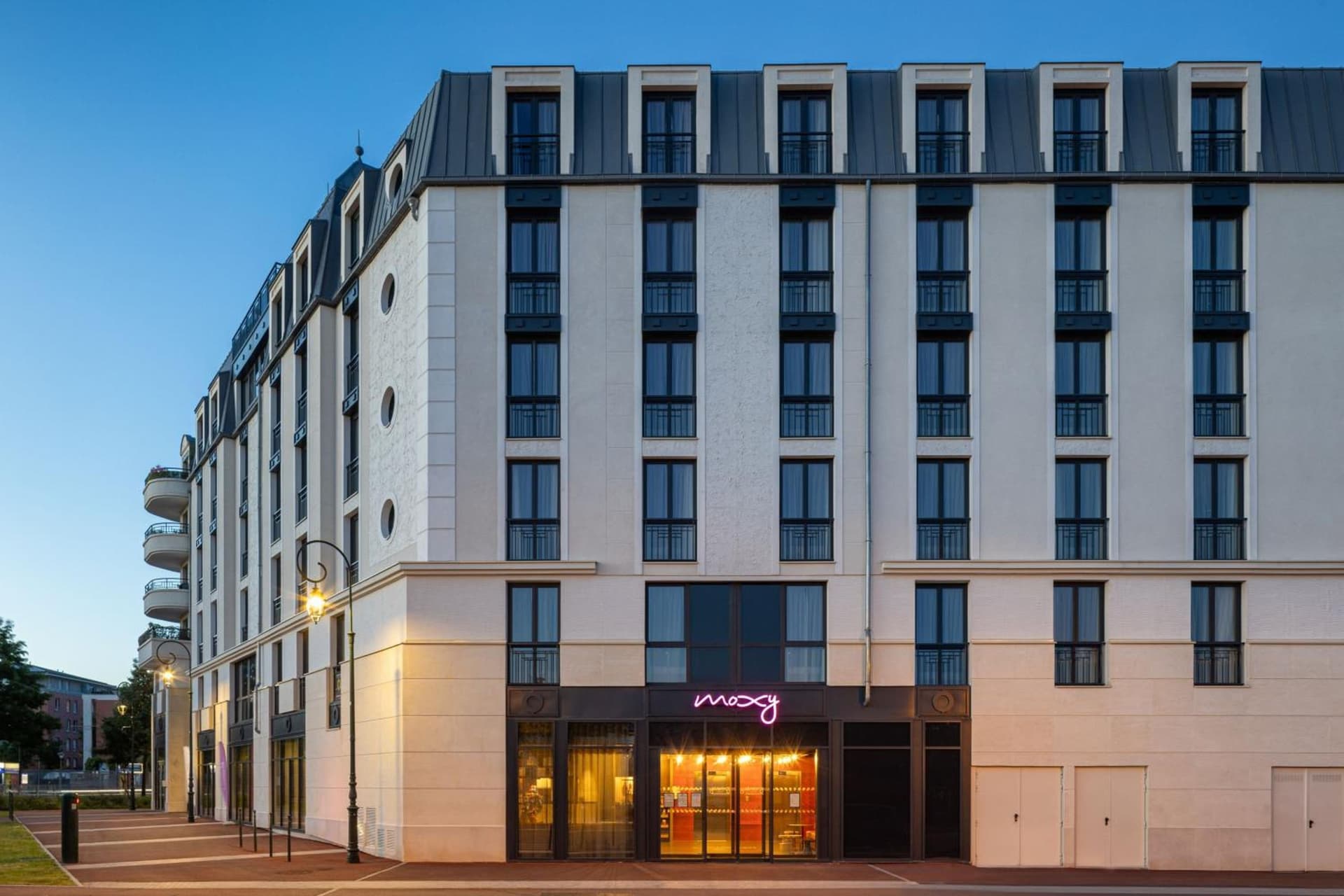 Moxy Paris Clamart