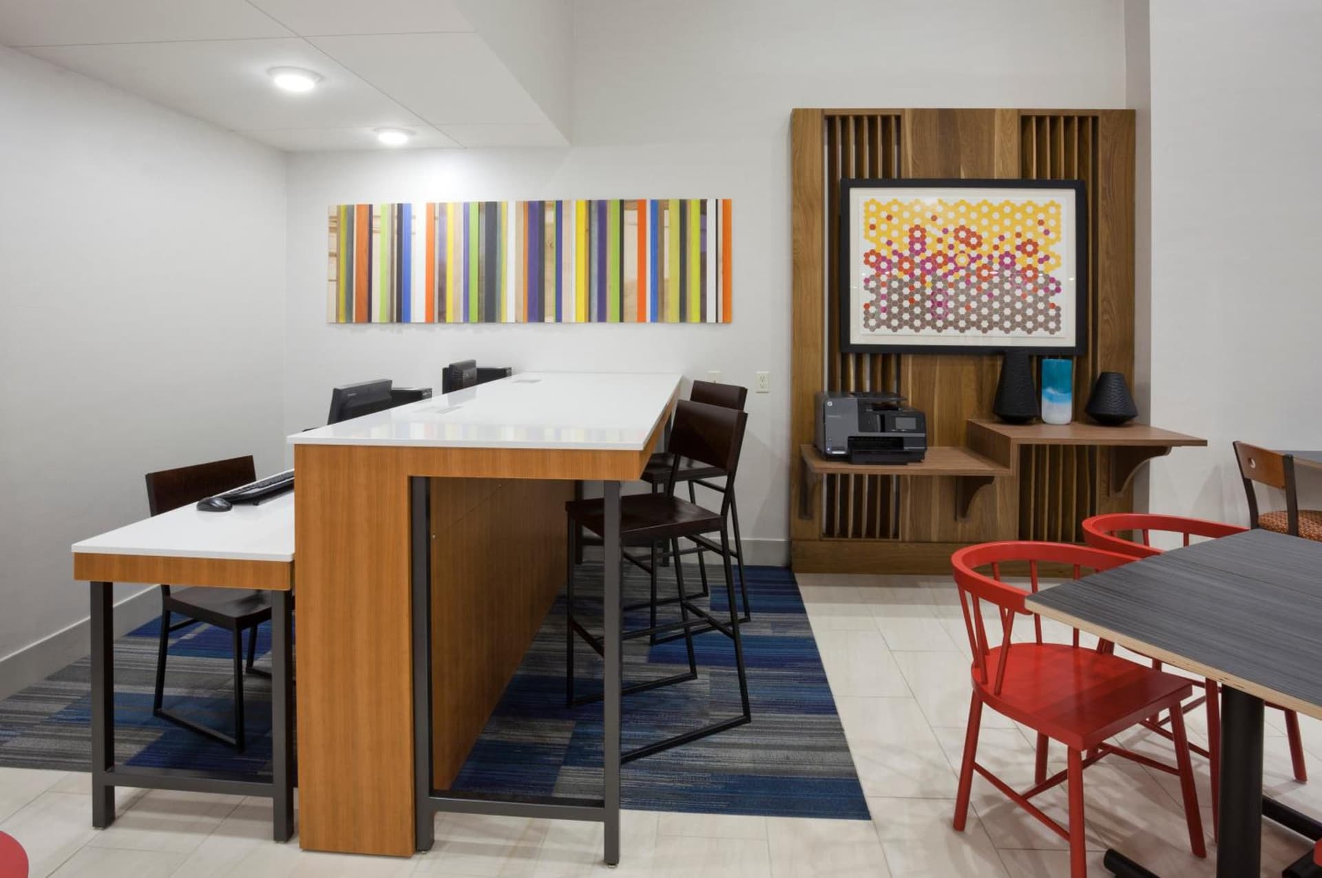 Holiday Inn Express & Suites Minneapolis (Golden Valley)