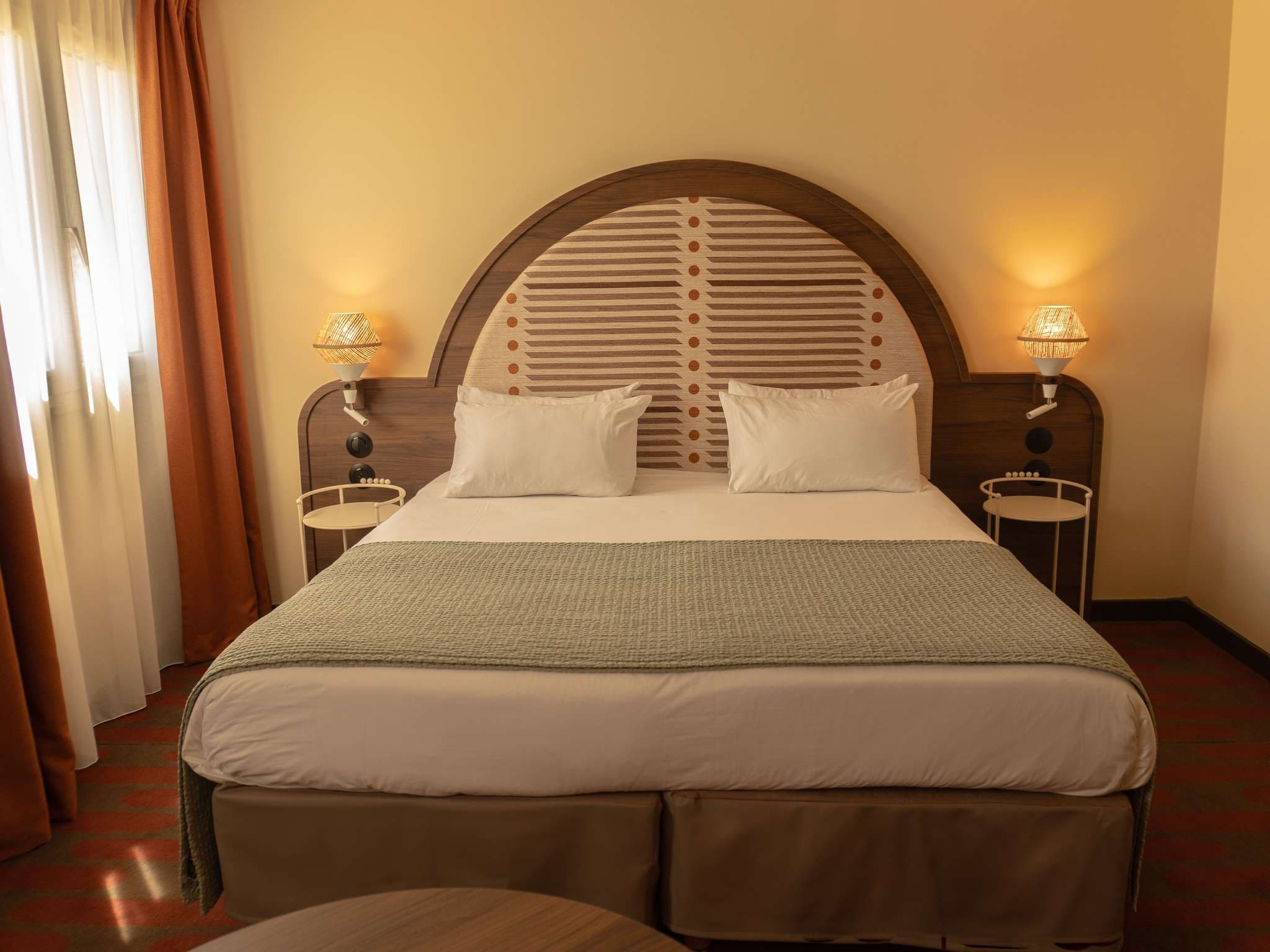 Mercure Arles Centre Arènes