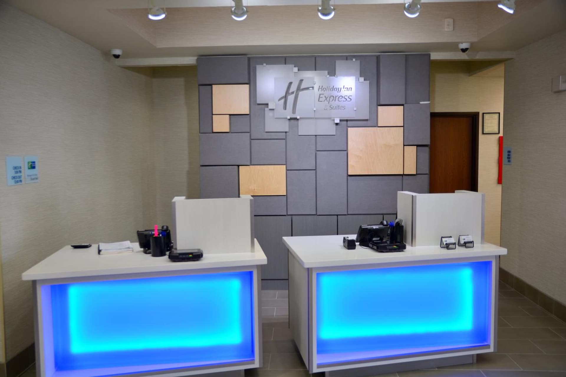 Holiday Inn Express & Suites - Houston NW - Tomball Area