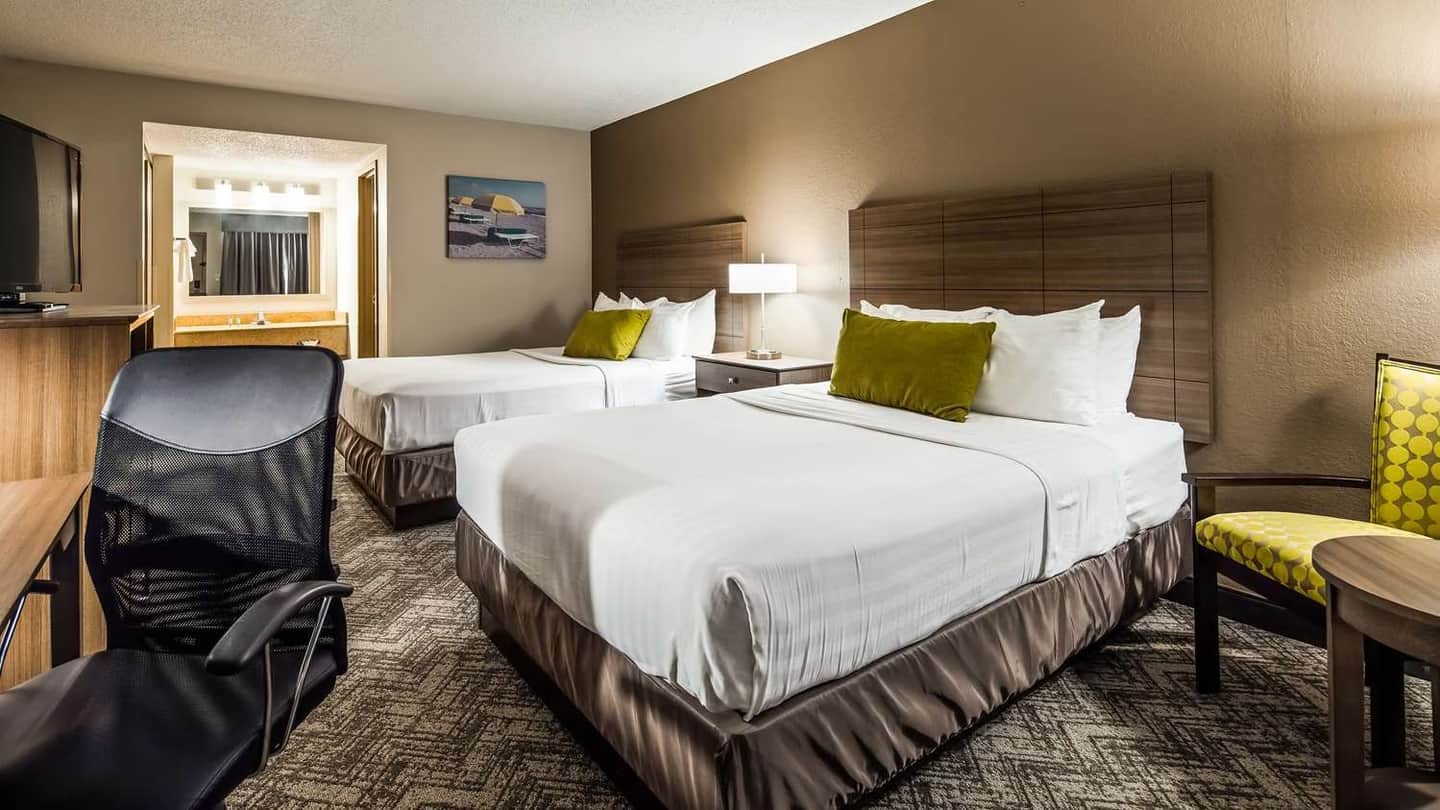Best Western CENTER INN