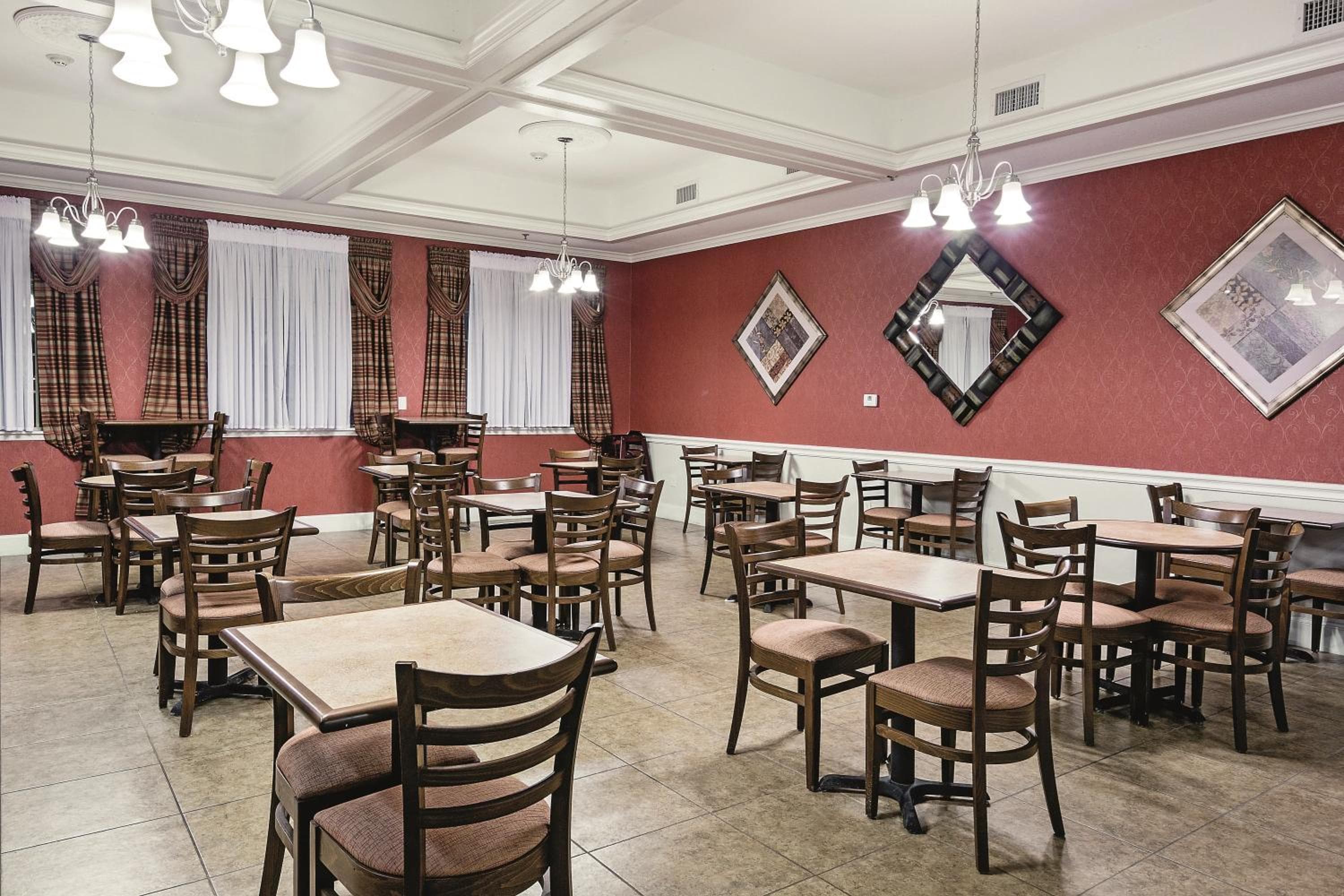 Americas Best Value Inn - Gun Barrel City