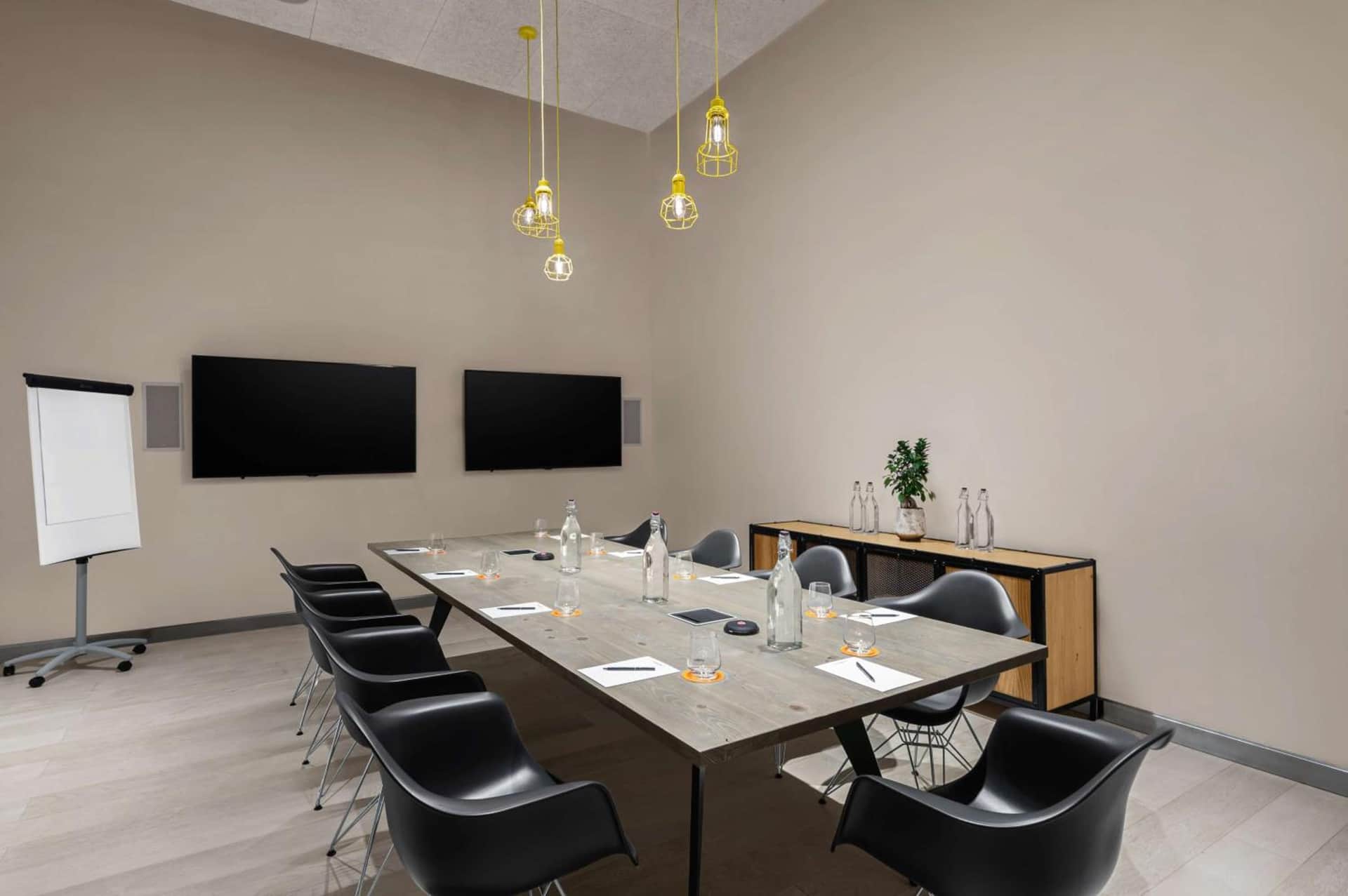 Canopy by Hilton Dubai Al Seef