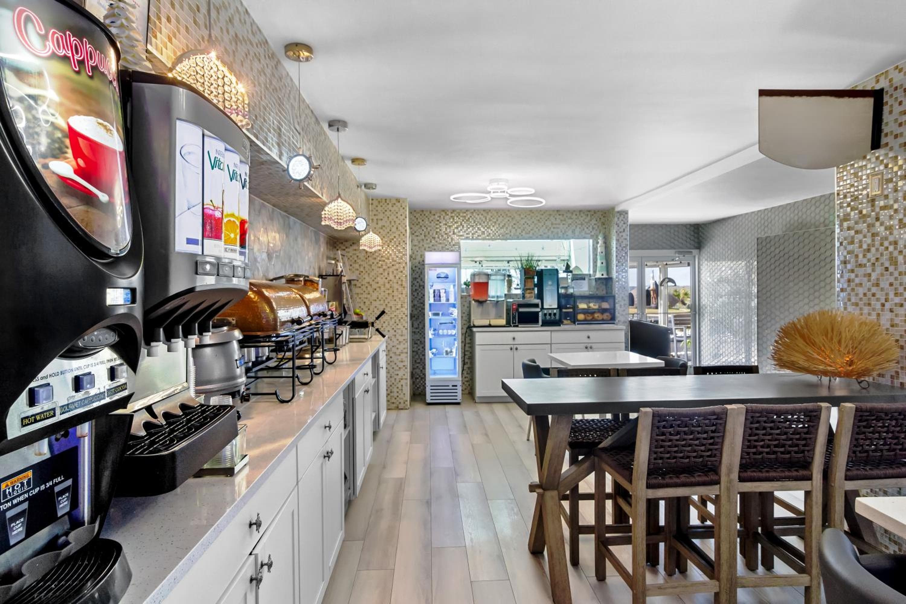 Ocean Sands Beach Boutique Inn