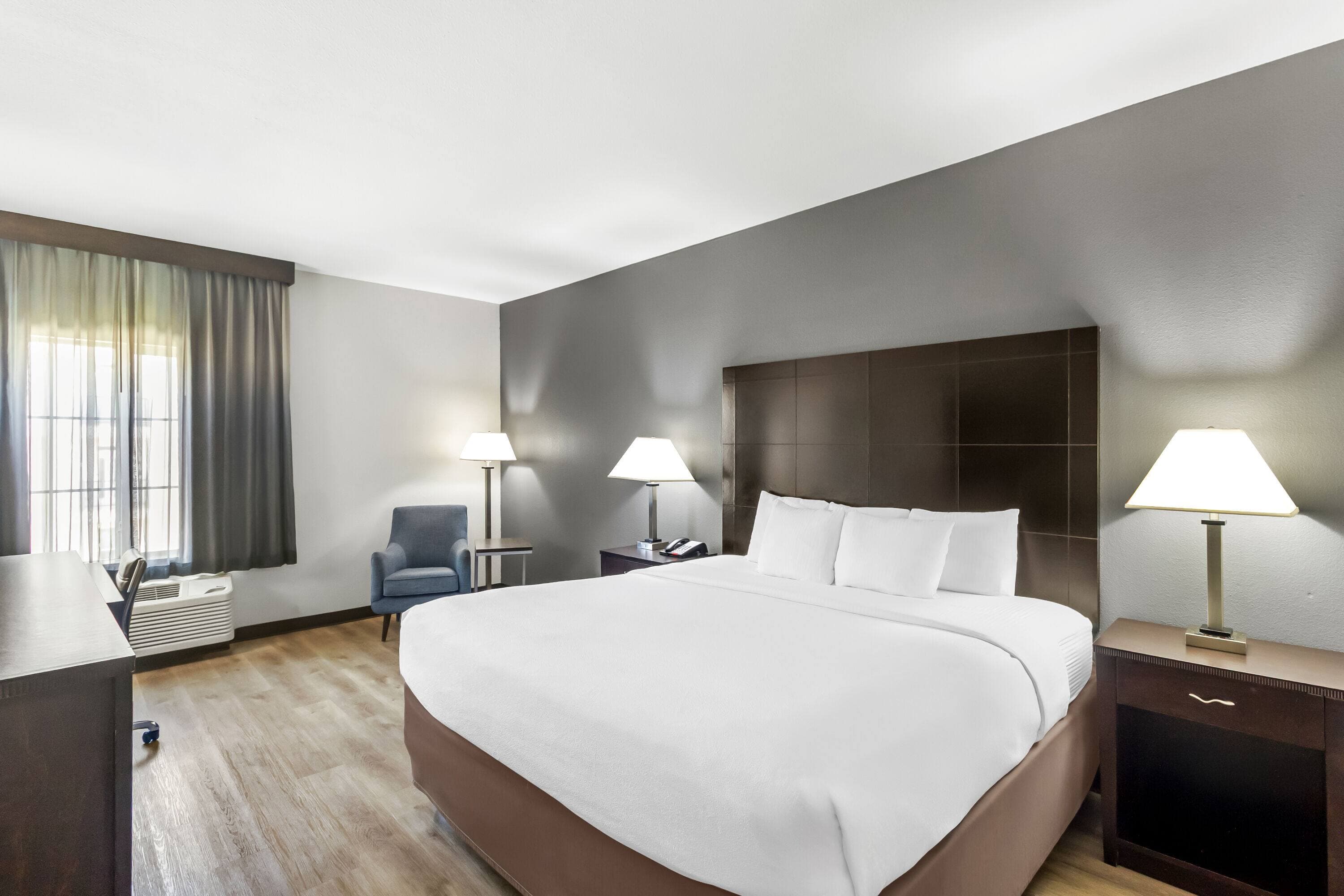 La Quinta Inn & Suites by Wyndham Houston Energy Corridor