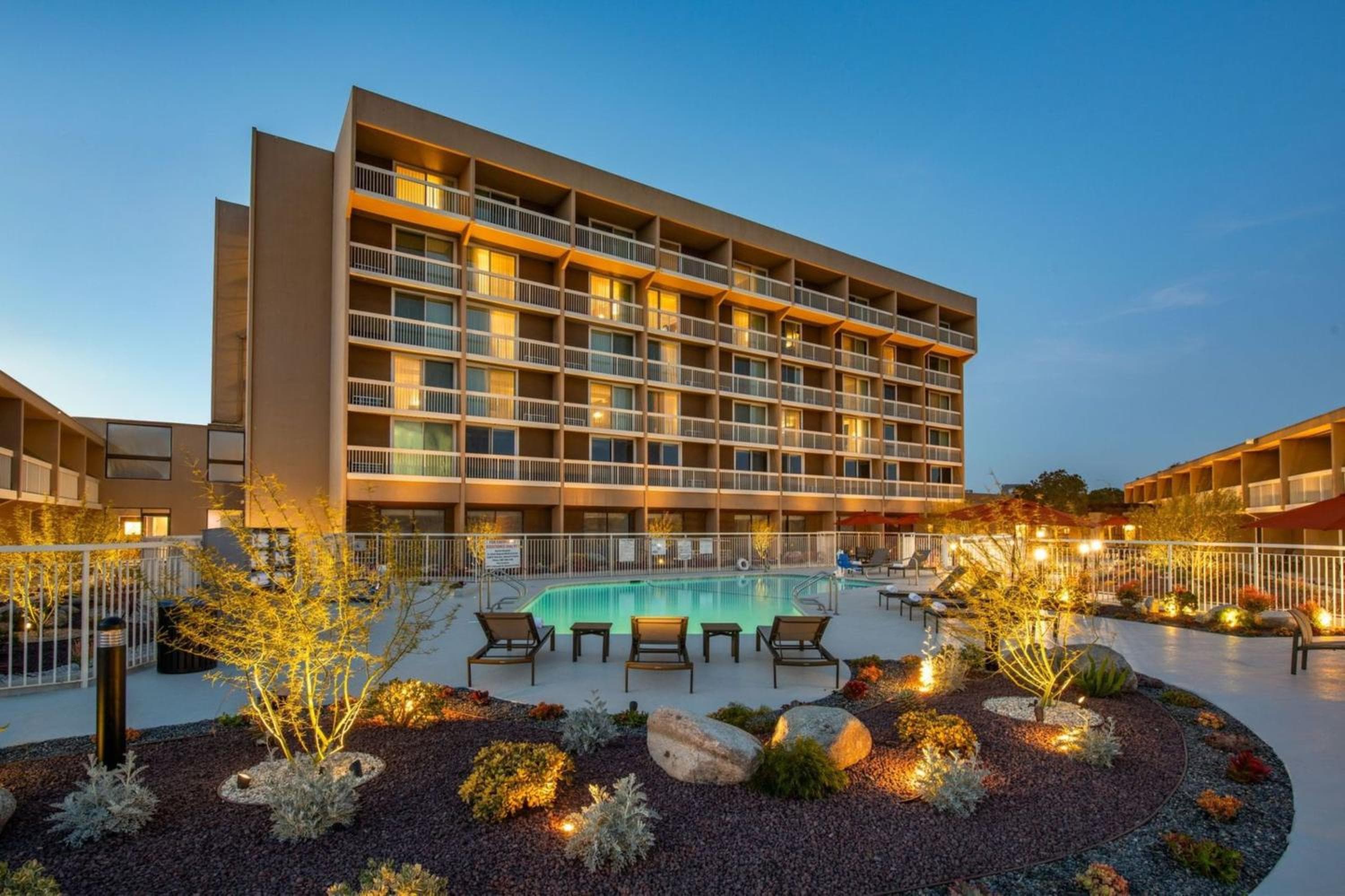 Holiday Inn Oxnard - Ventura by IHG