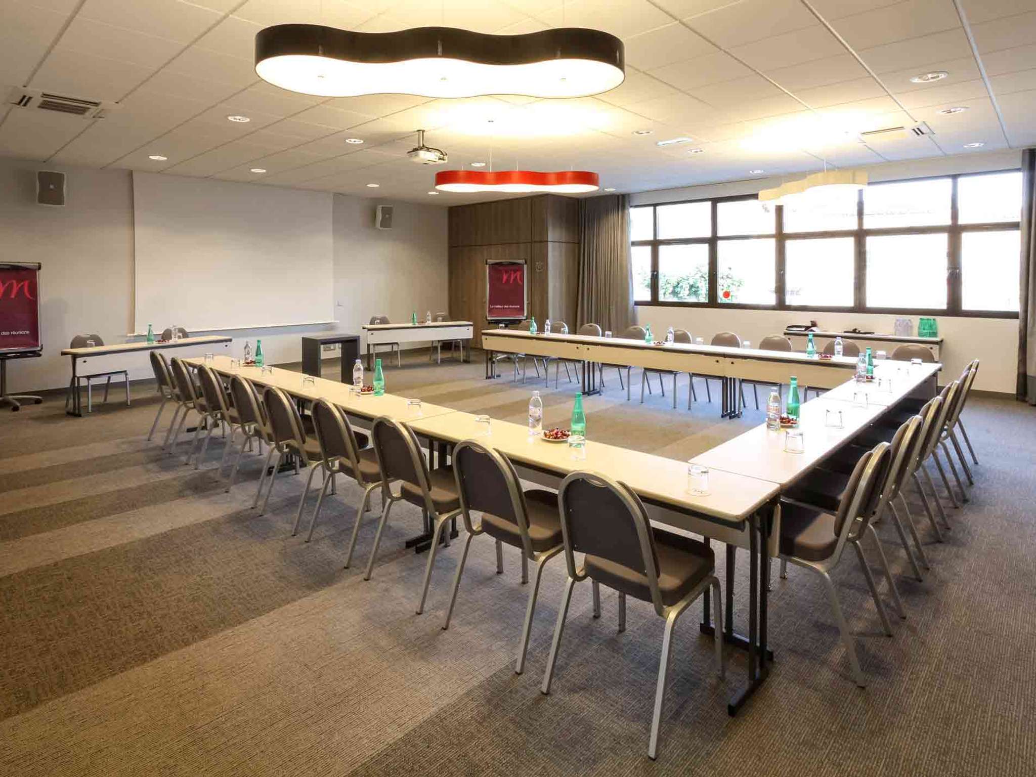 Mercure Niort Marais Poitevin Hotel