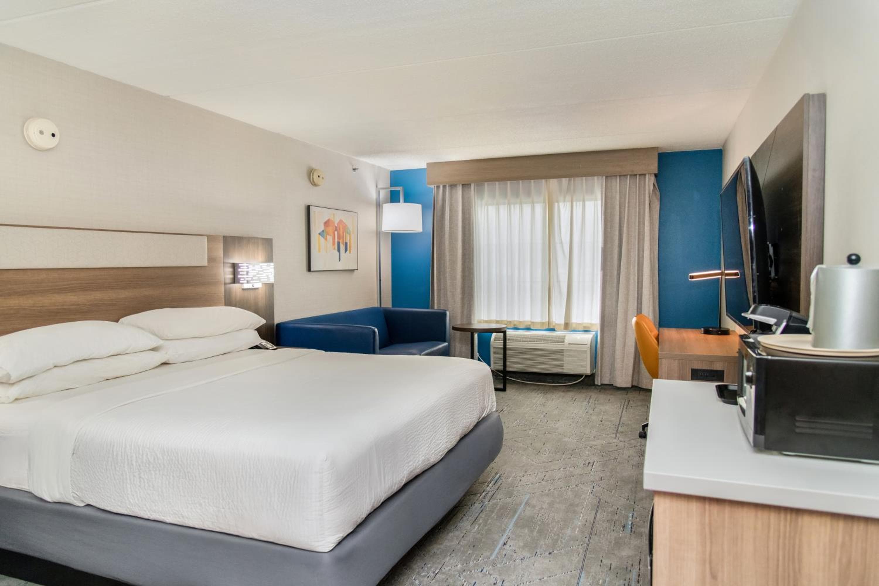 Holiday Inn Express Hotel & Suites Pittsburgh-South Side by IHG