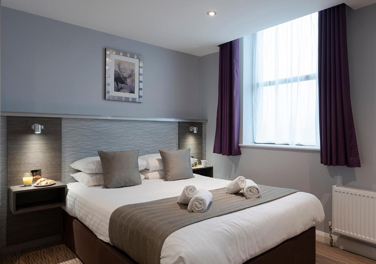 Hogs Back Hotel & Spa Nr Farnham