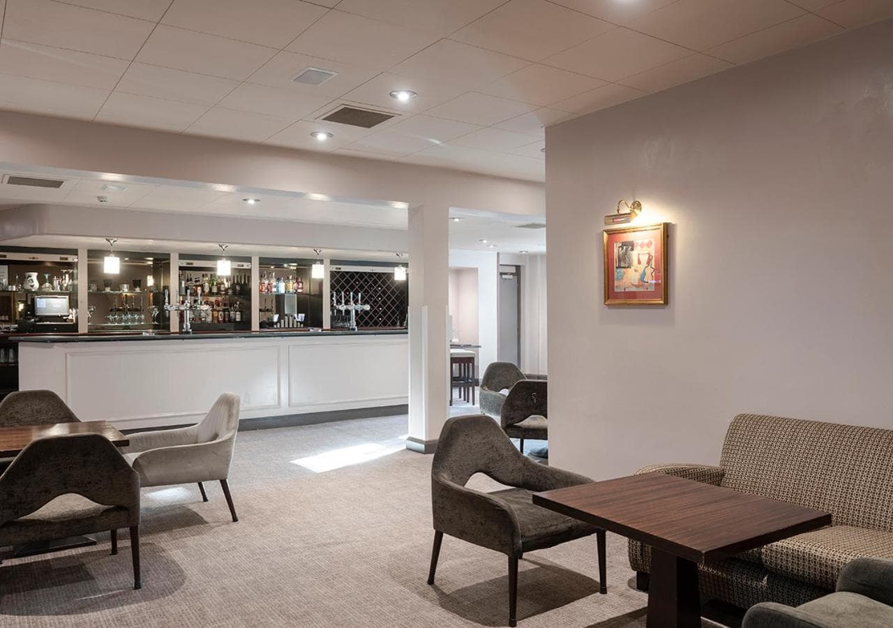 Hogs Back Hotel & Spa Nr Farnham