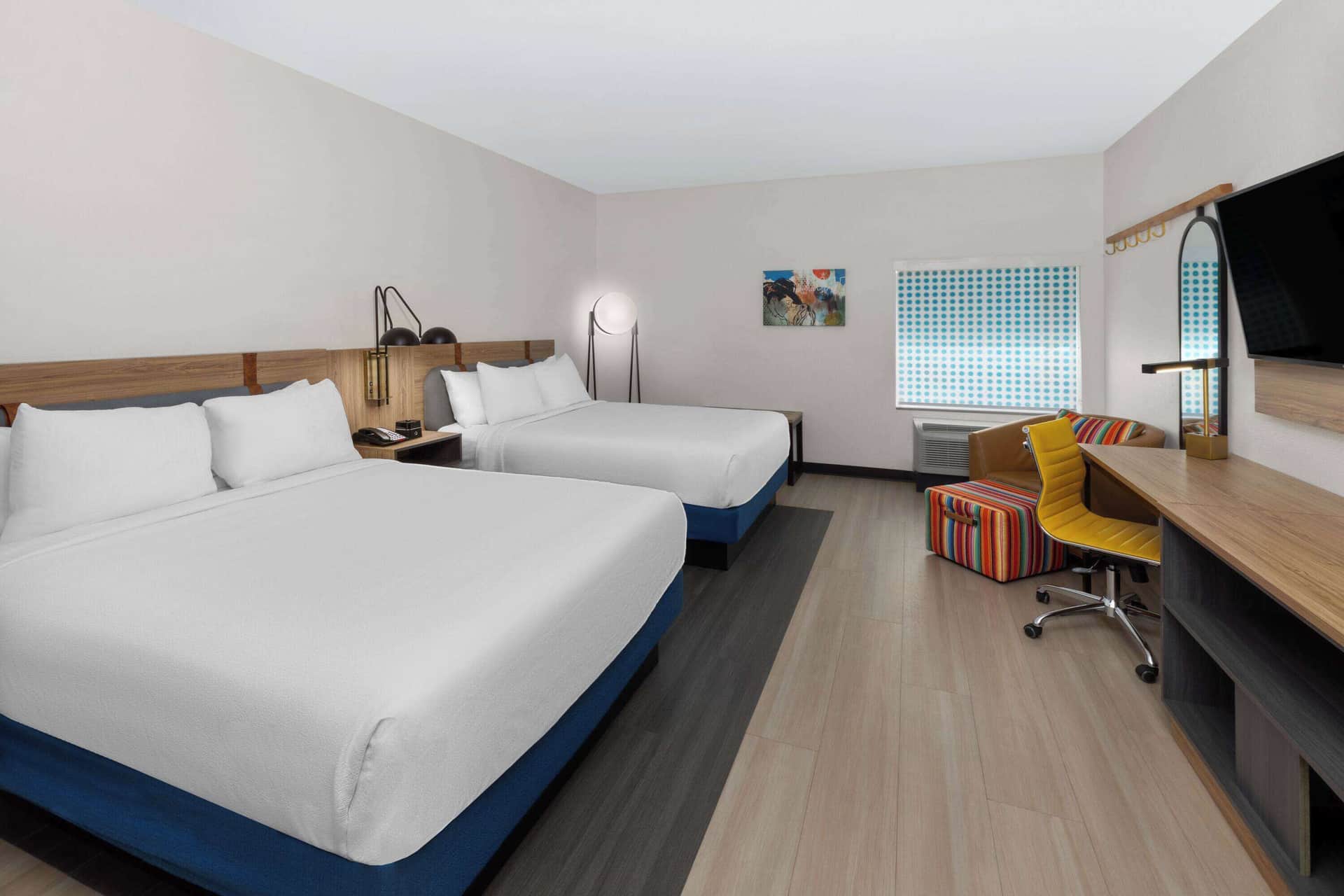 La Quinta Inn & Suites by Wyndham El Paso East Loop-375