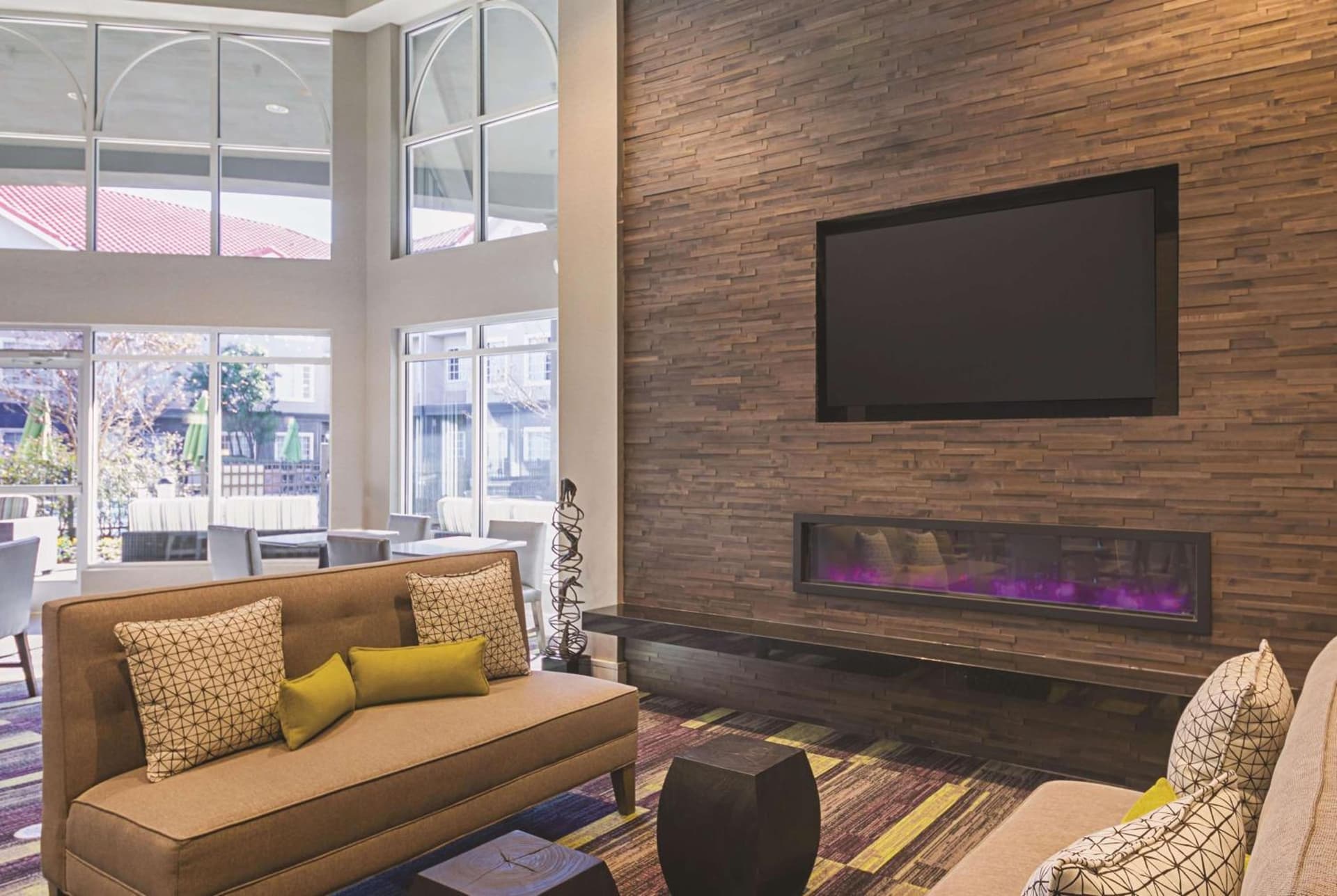 La Quinta Inn & Suites by Wyndham Austin Near The Domain