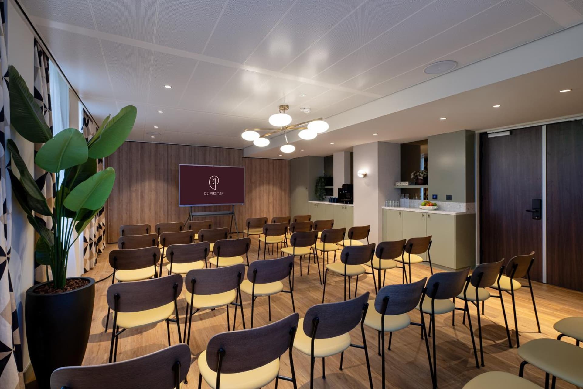 De Plesman Hotel