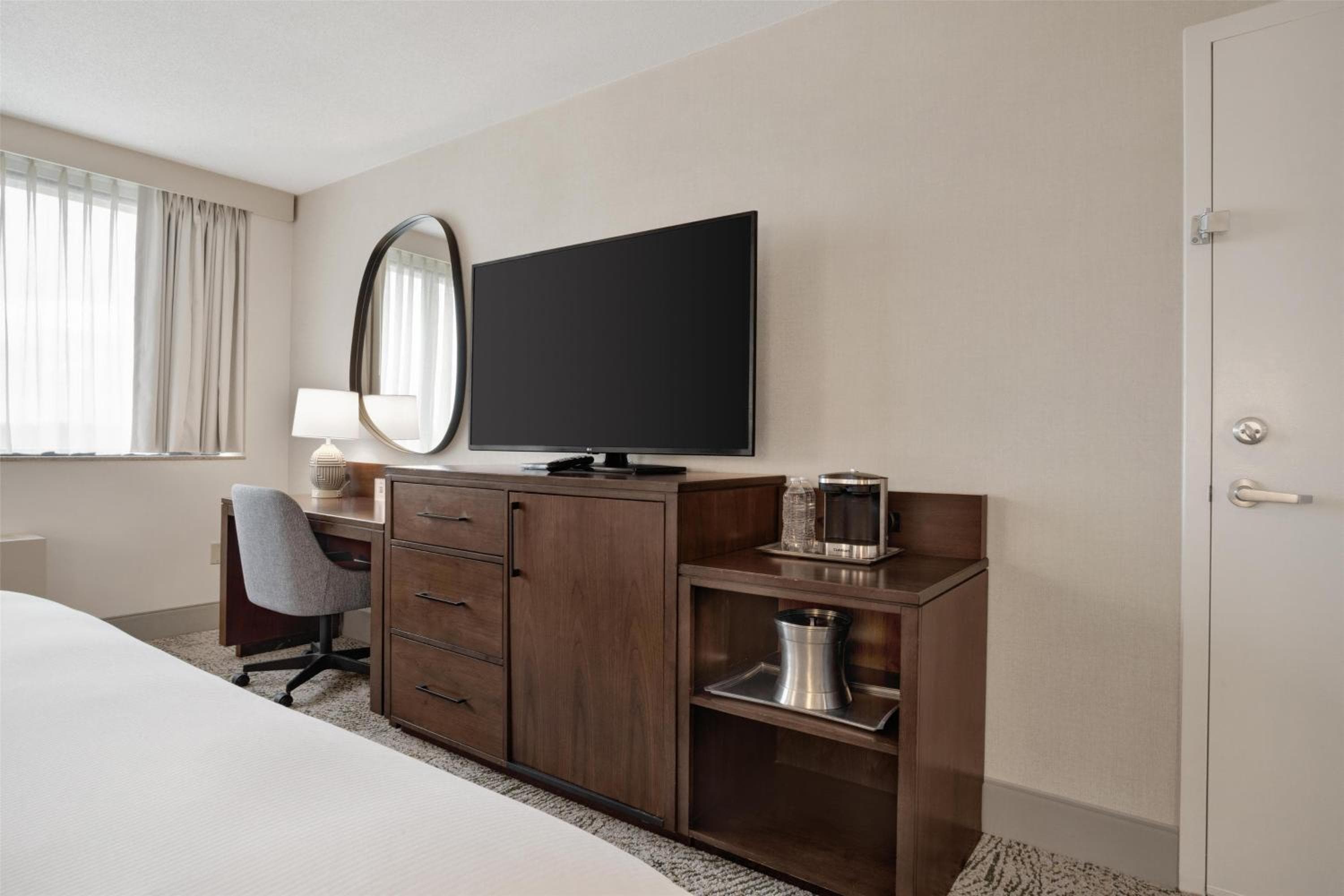 Hilton Arlington National Landing