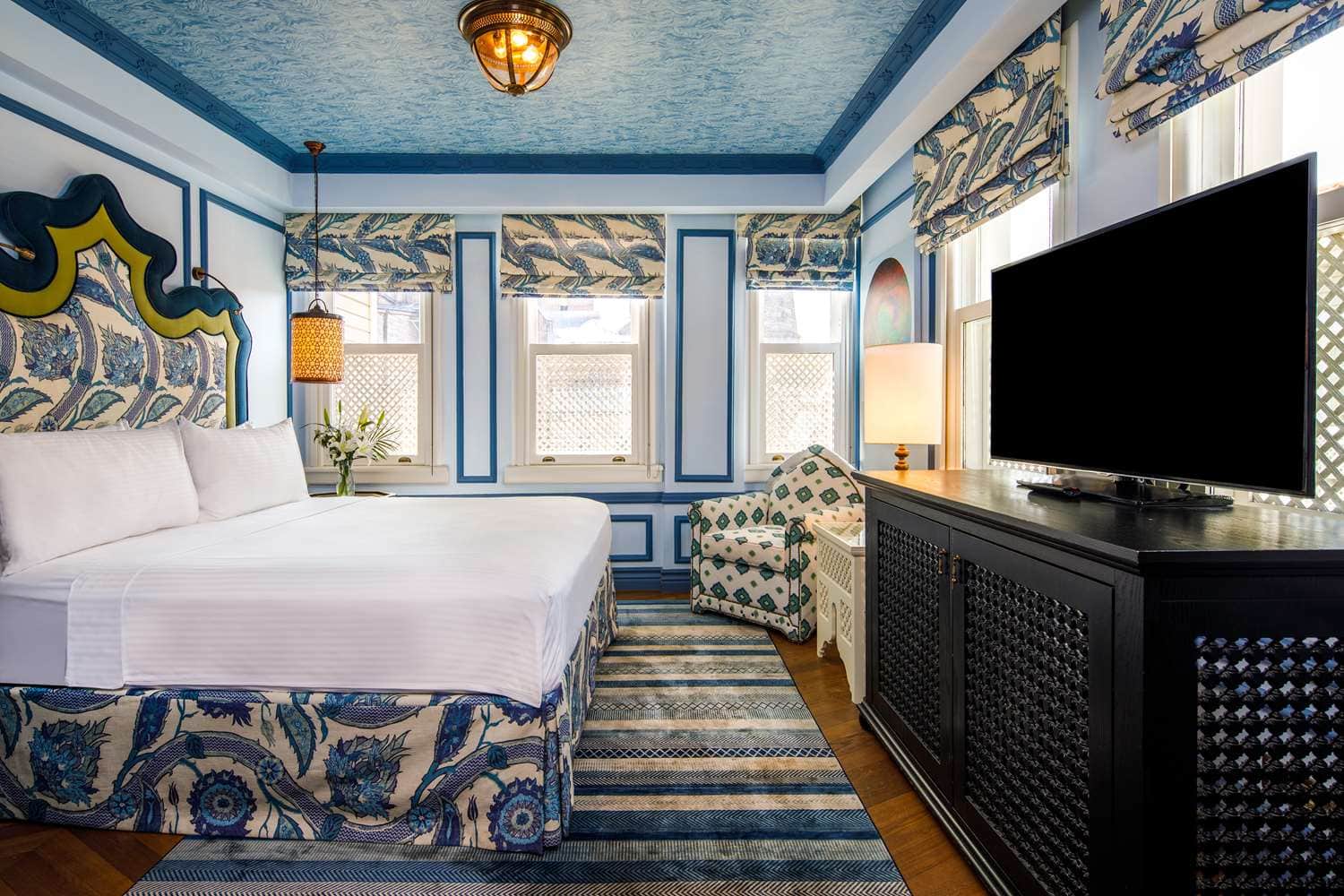 Hagia Sofia Mansions Istanbul, Curio Collection by Hilton