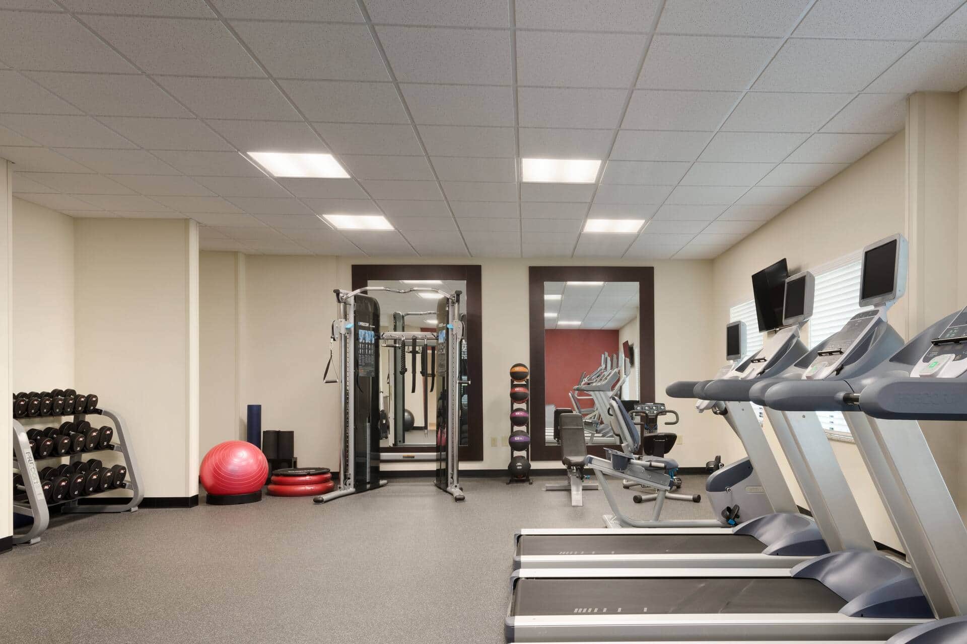 Homewood Suites by Hilton Jacksonville Deerwood Park