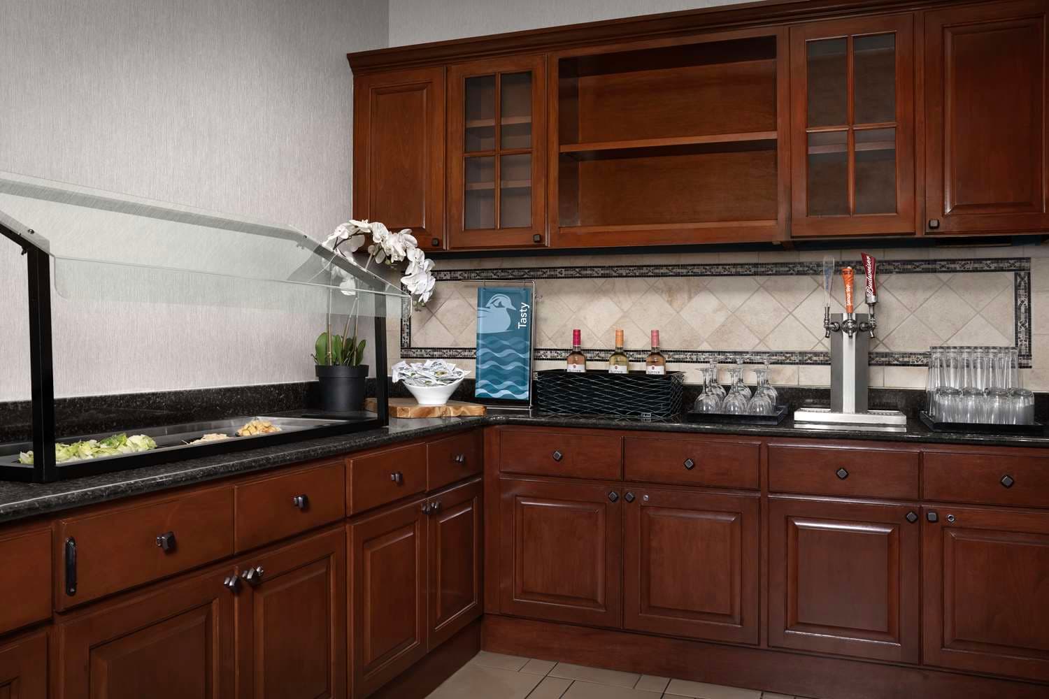 Homewood Suites by Hilton Jacksonville Downtown-Southbank