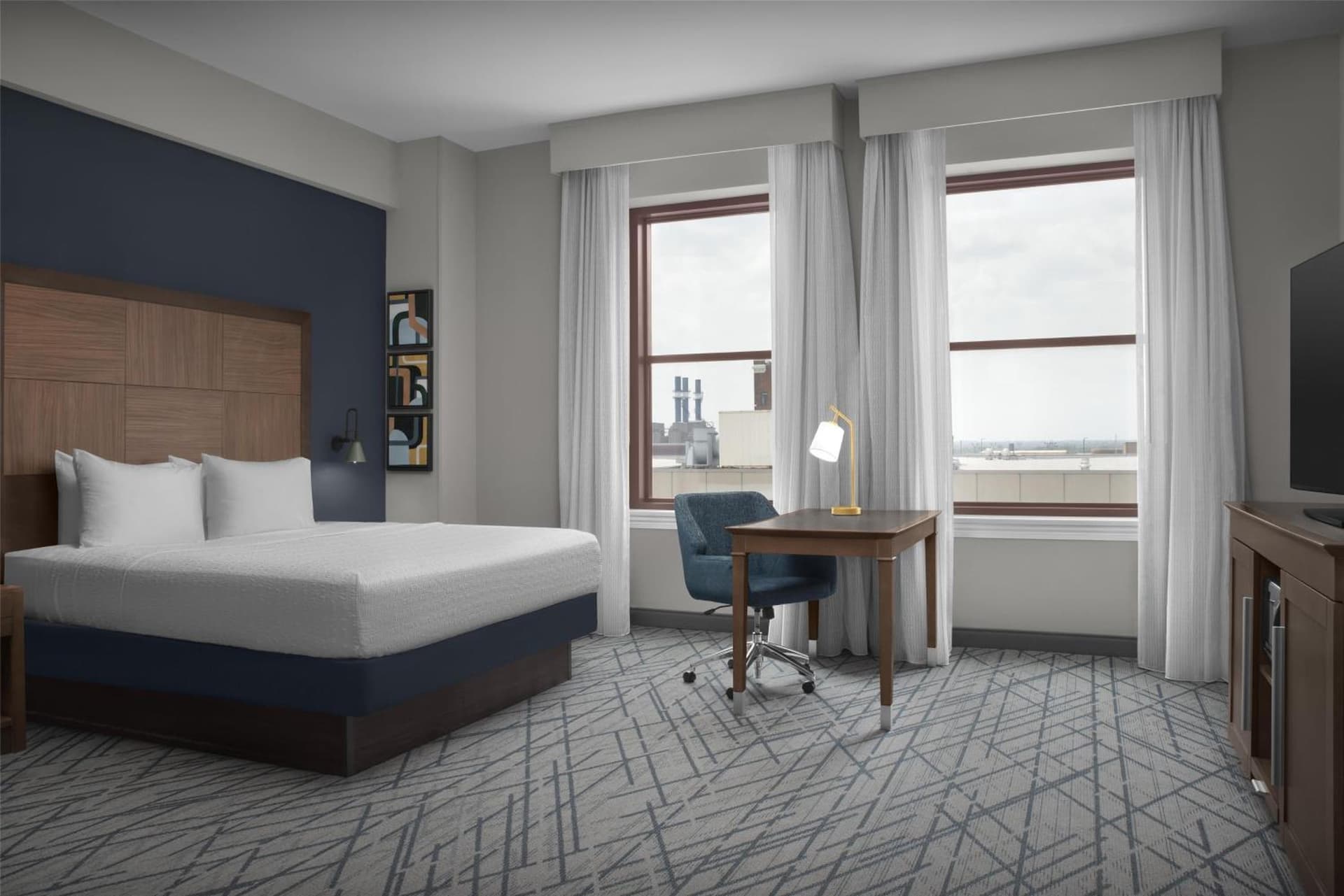 Hampton Inn Indianapolis Downtown Across from Circle Center