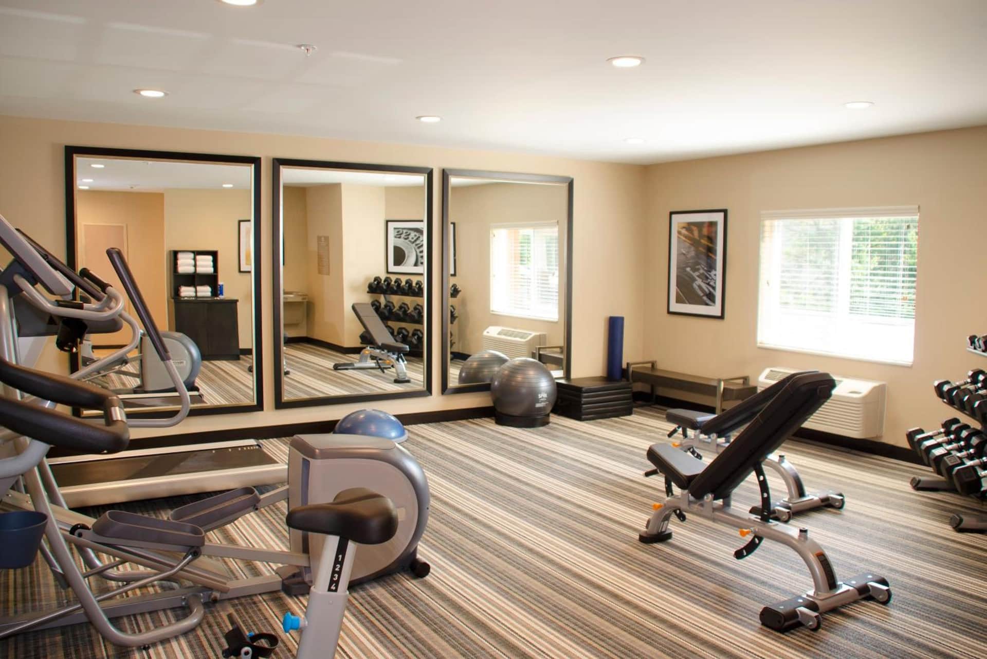 Candlewood Suites - Lancaster West by IHG
