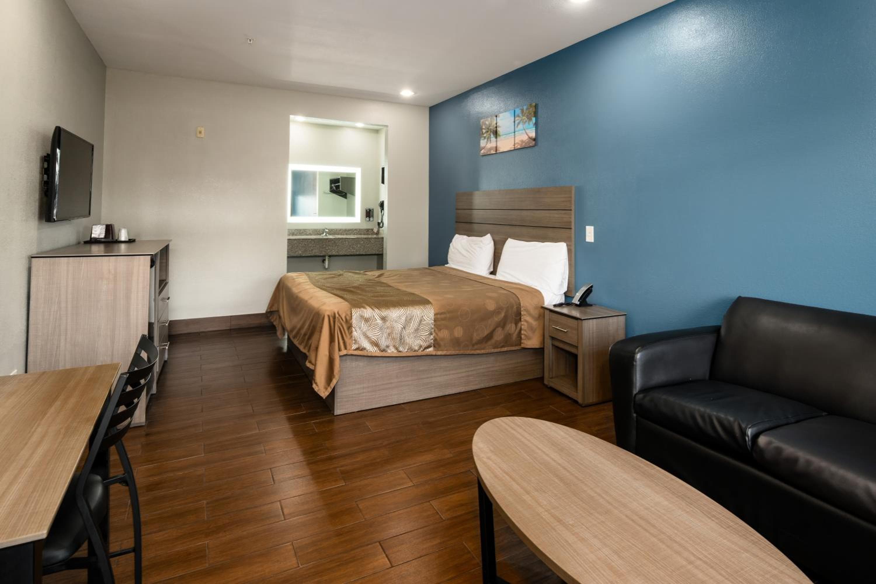 Moonlight Suites - Houston/George Bush Int'l Airport