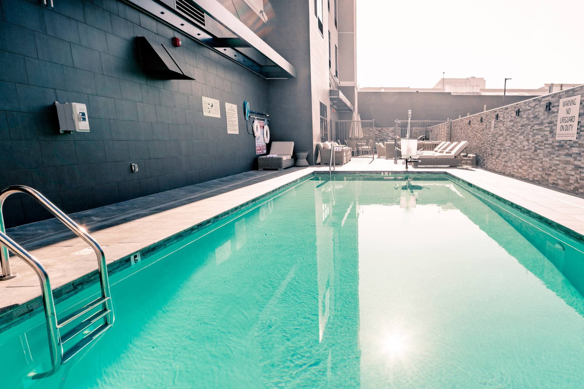 Hampton Inn Riverside Downtown
