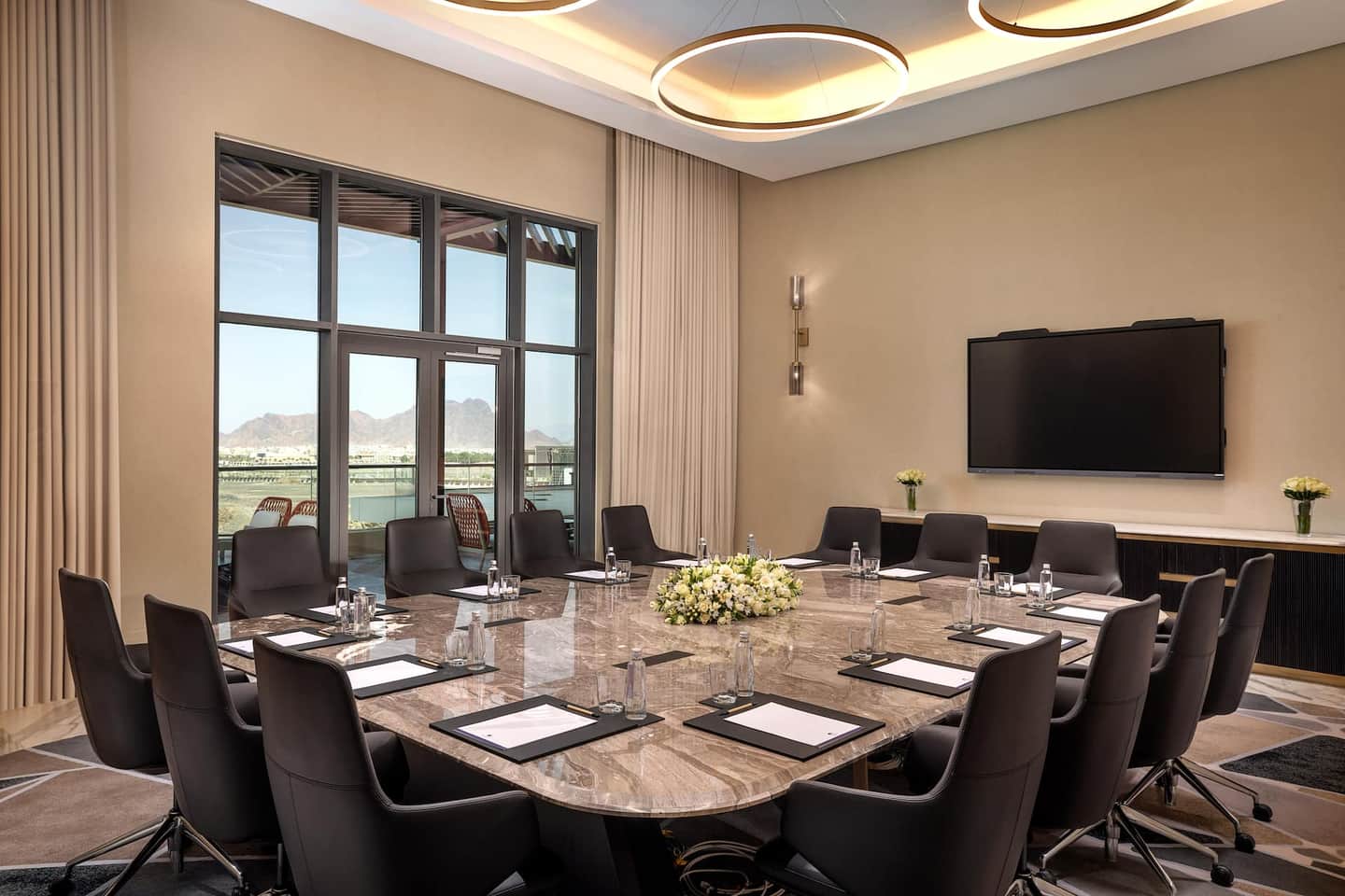 DoubleTree by Hilton Madinah Gate