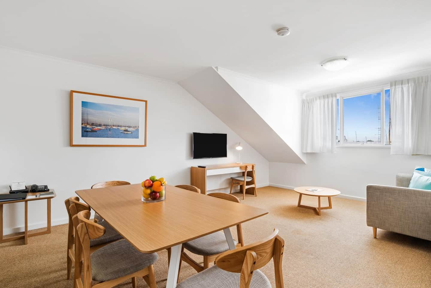 MainStay Suites Williamstown