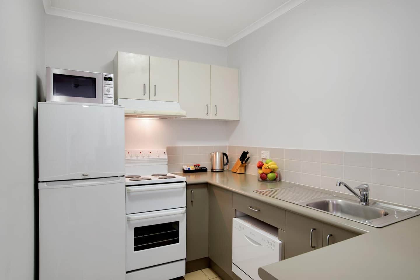 MainStay Suites Williamstown