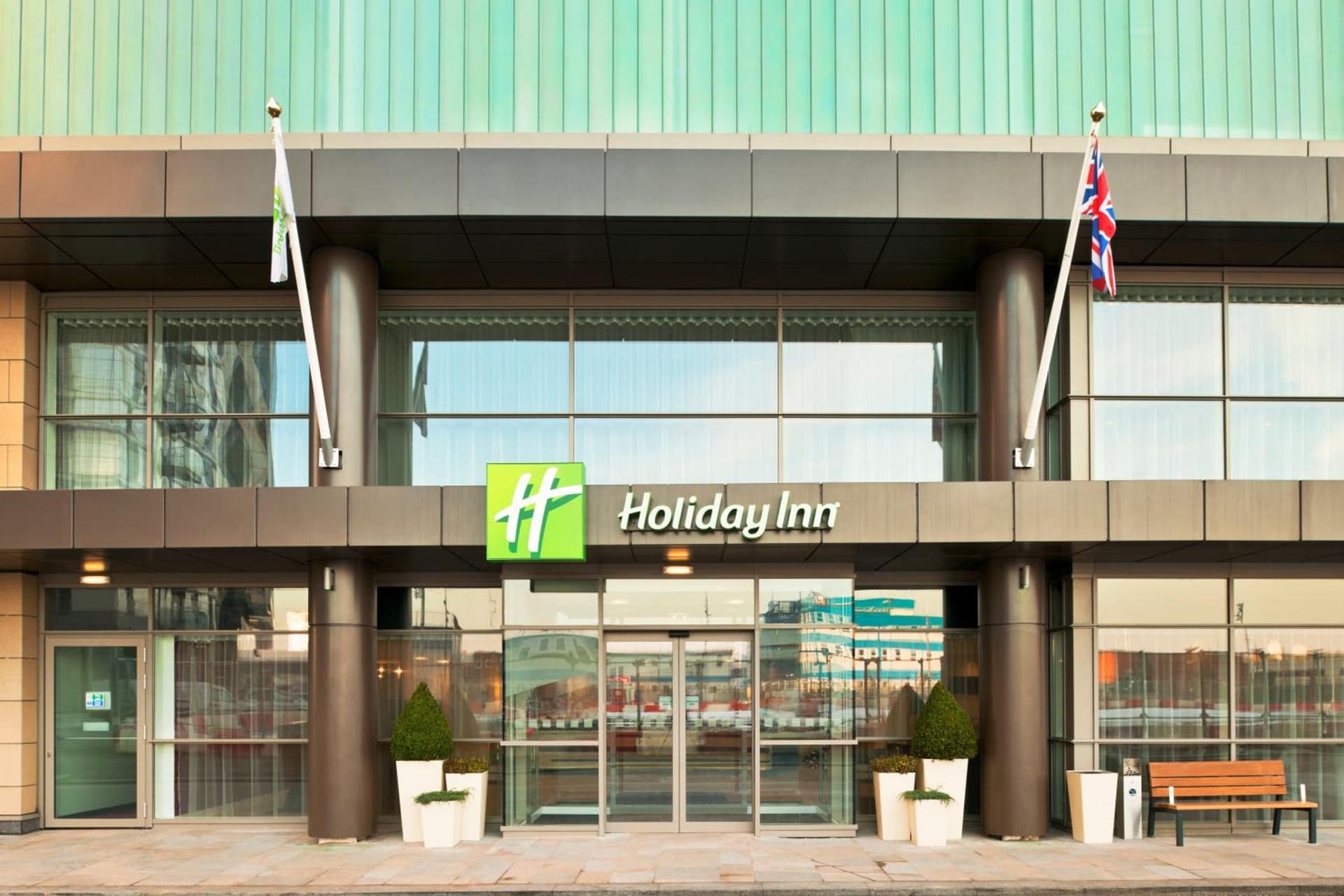 Holiday Inn Manchester-Mediacityuk by IHG
