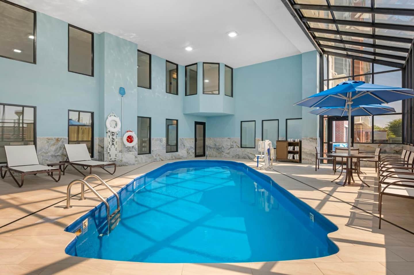 Holiday Inn Express & Suites - Indianapolis - East